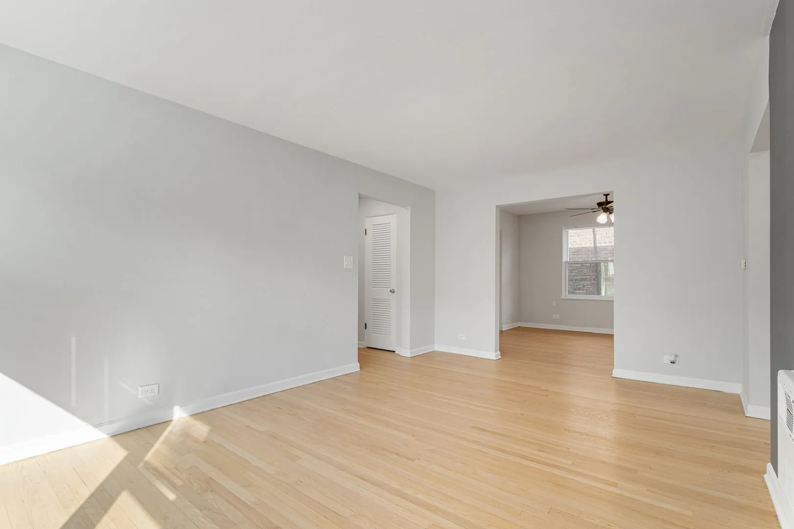 7638 N Eastlake Terrace, ,  60626, USA 60626-unit#3E-Chicago-IL