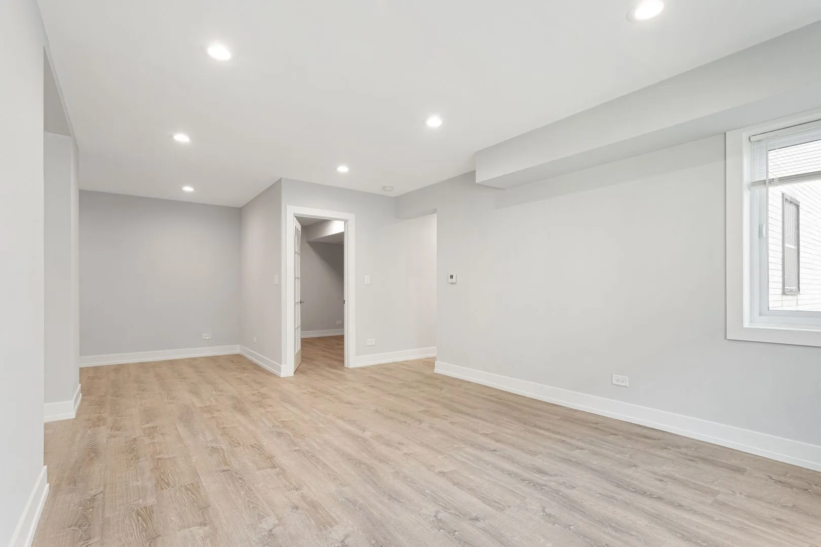 2333 W Lunt Ave, ,  60645, USA 60645-unit#401-Chicago-IL