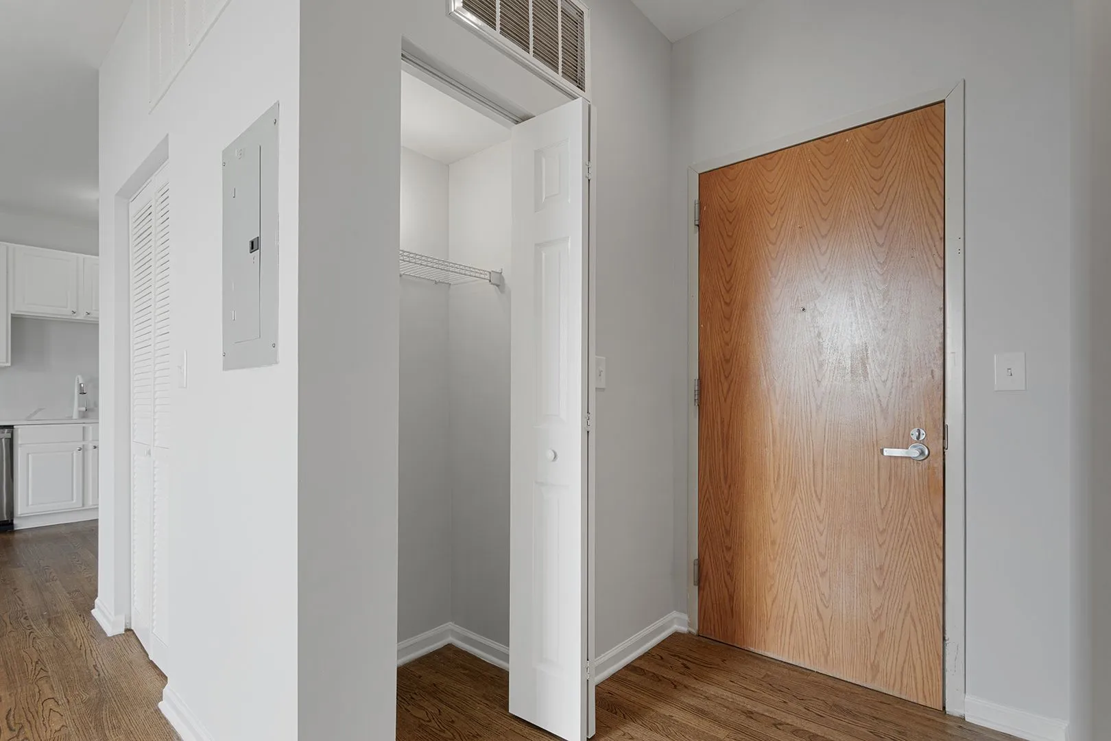 2451 W Howard St, , 60645, USA 60645-unit#308-Chicago-IL