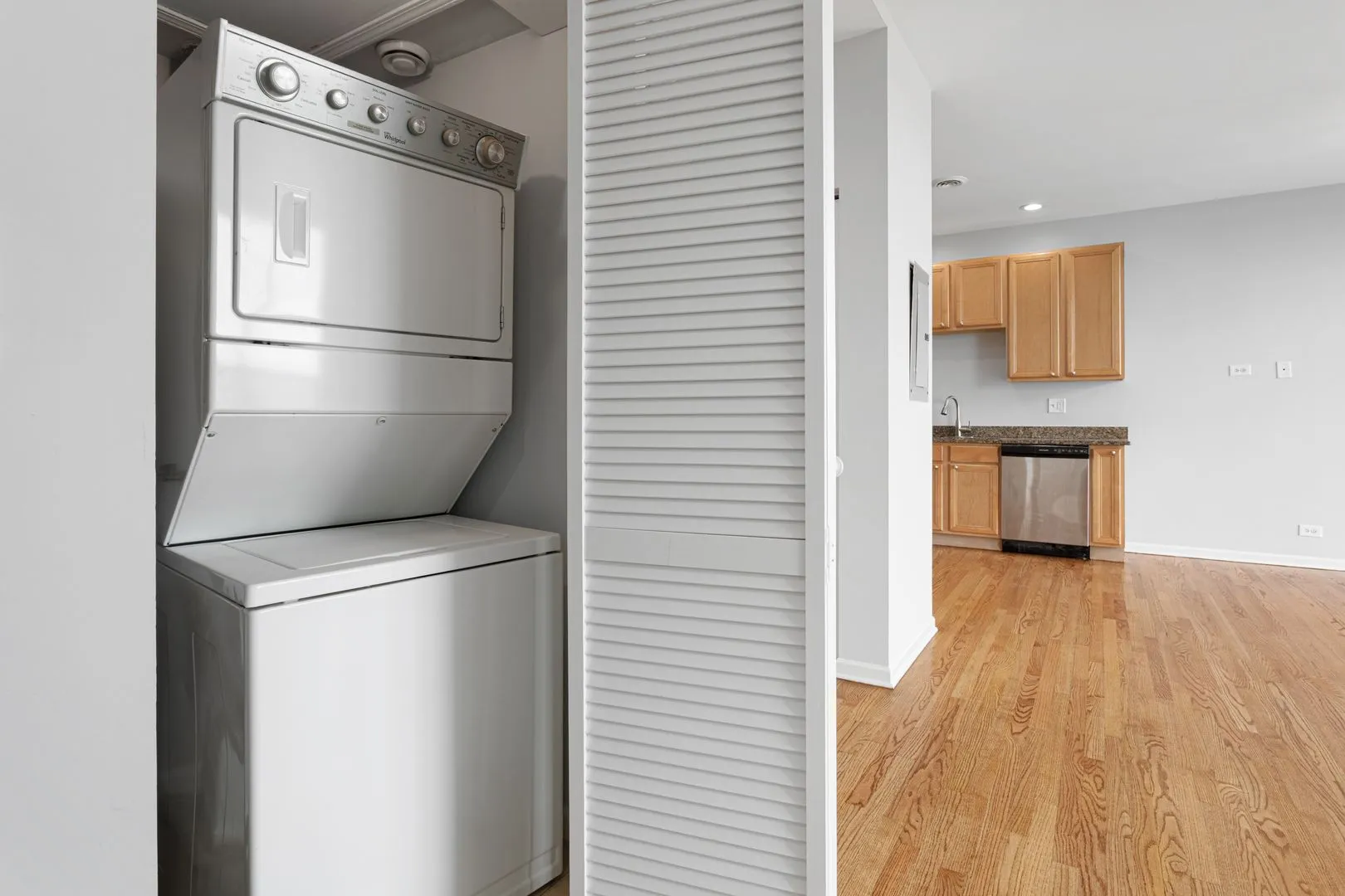 2451 W Howard St, ,  60645, USA 60645-unit#503-Chicago-IL