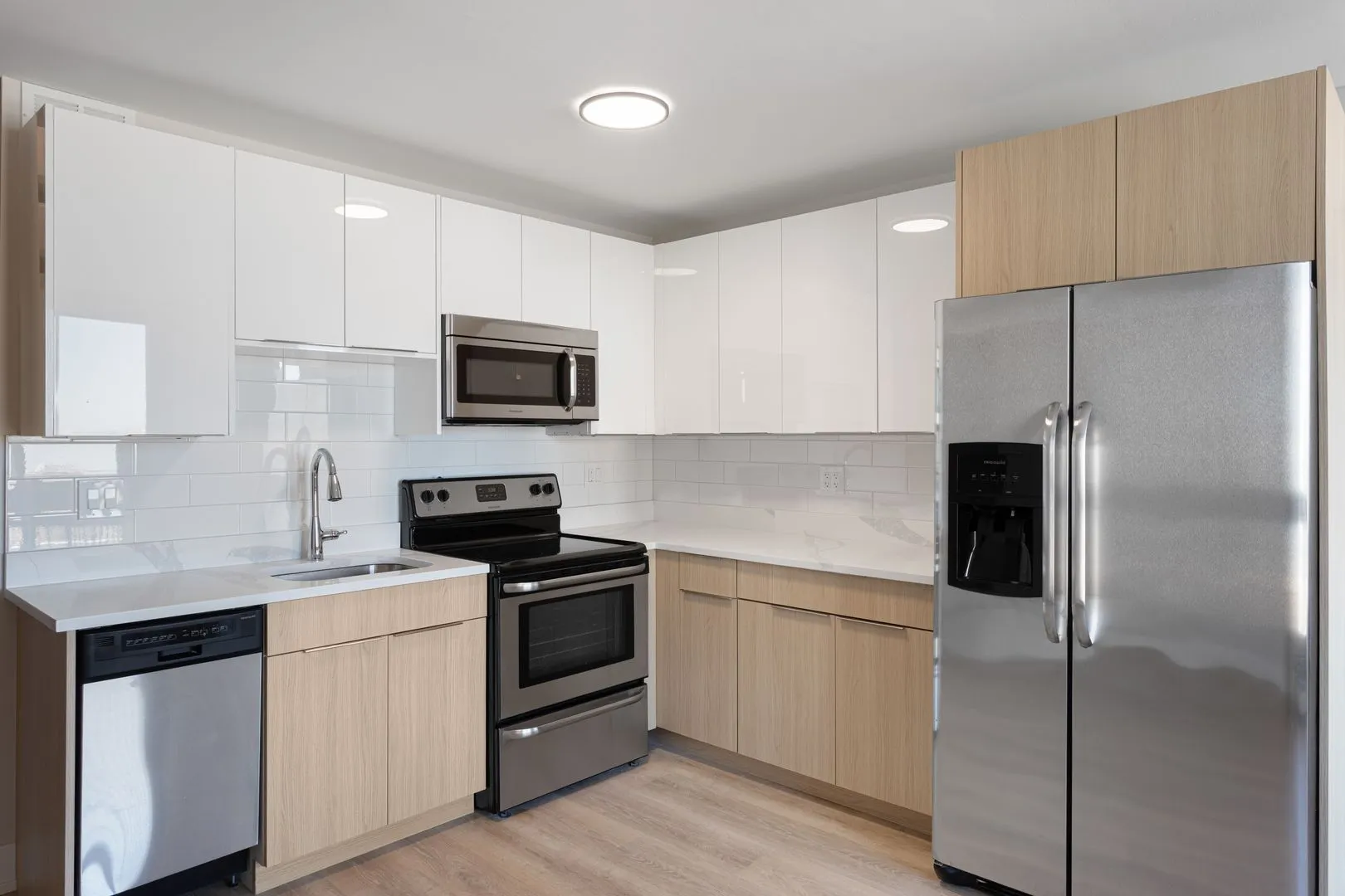 6166 N Sheridan Rd, , 60660, USA 60660-unit#14C-Chicago-IL