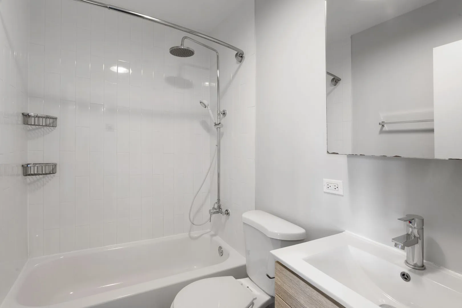 5411 N Winthrop Ave, ,  60640, USA 60640-unit#502-Chicago-IL