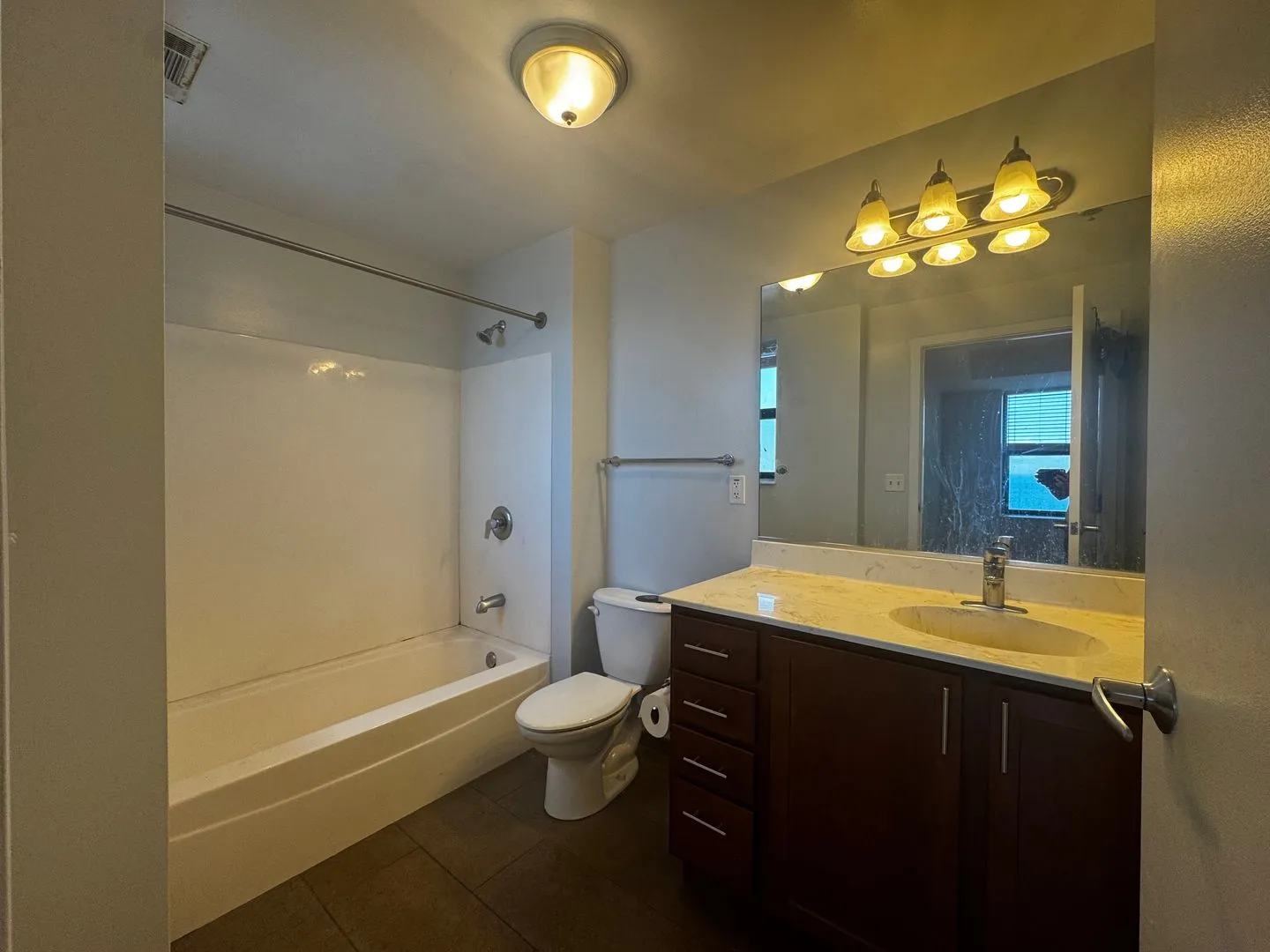 1337 W Fargo Ave, ,  60626, USA 60626-unit#401-Chicago-IL