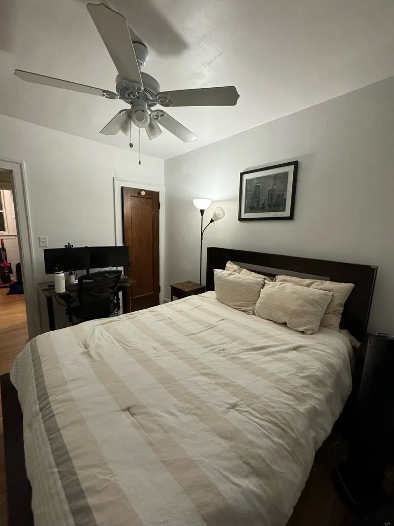 915 W George St, ,  60657, USA 60657-unit#917-1C-Chicago-IL