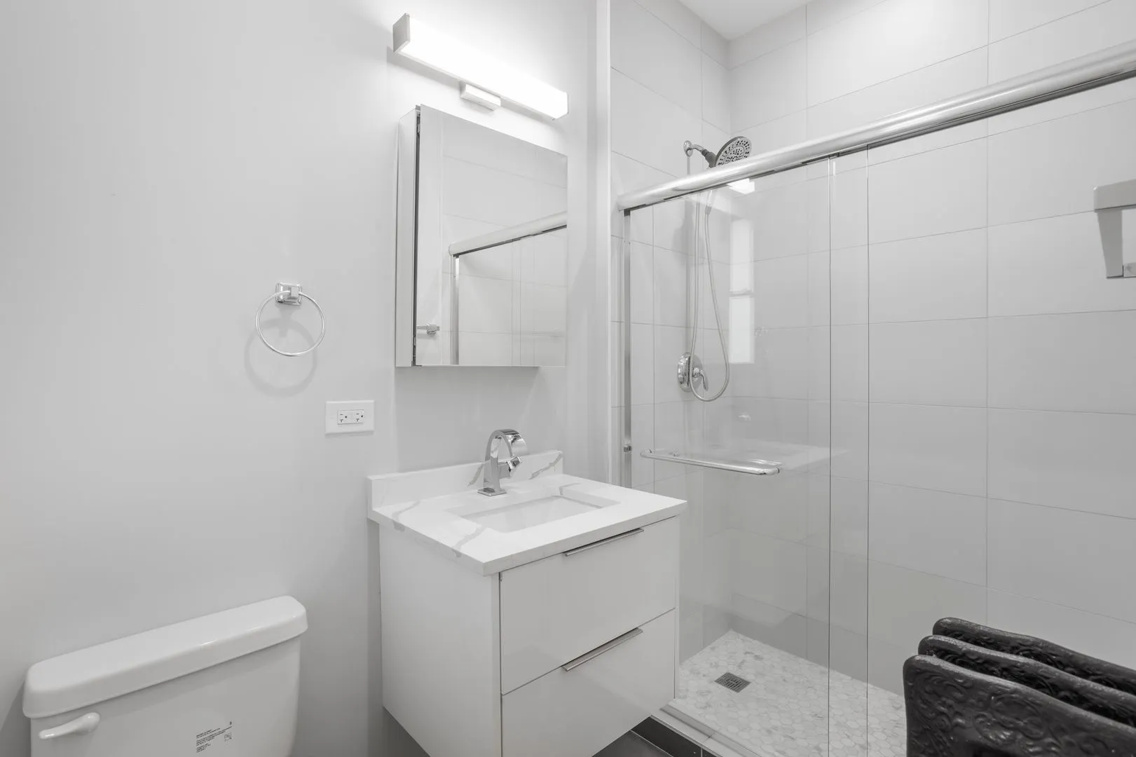 7427 N Clark St, ,  60626, USA 60626-unit#3-Chicago-IL