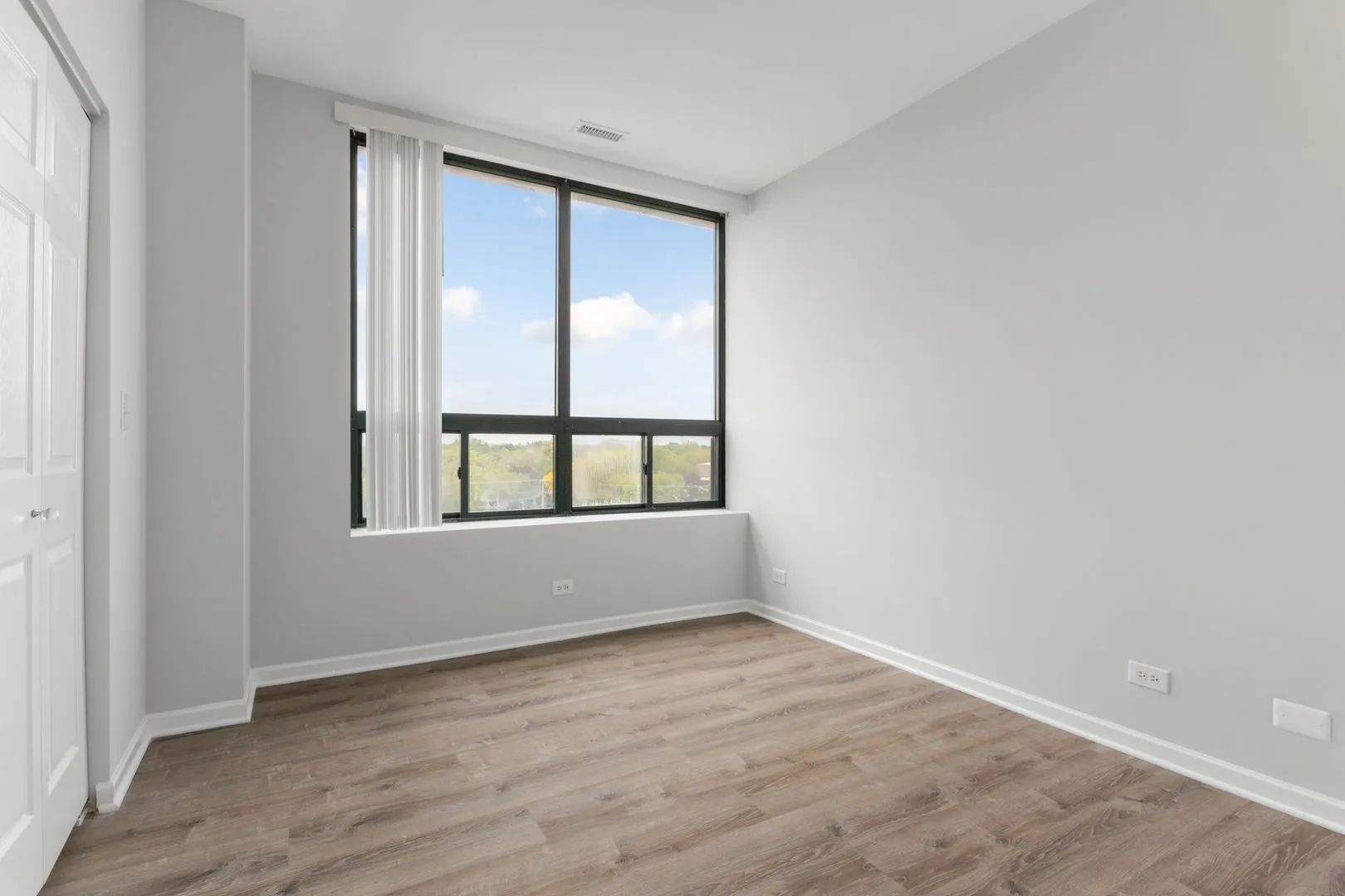 2451 W Howard St, ,  60645, USA 60645-unit#503-Chicago-IL