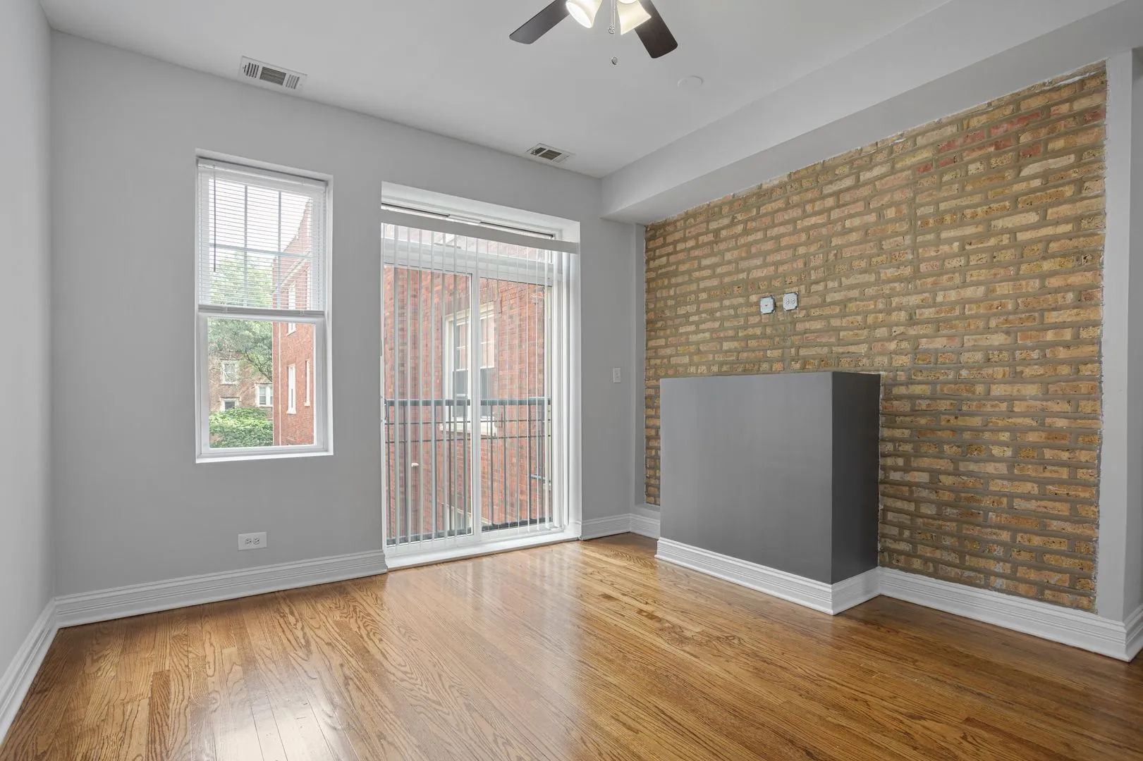 2007 W Jarvis Ave, ,  60645, USA 60645-unit#3-Chicago-IL