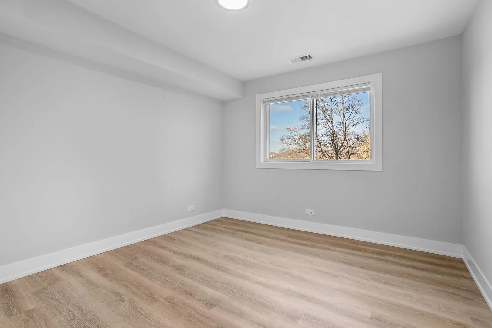 2333 W Lunt Ave, , 60645, USA 60645-unit#402-Chicago-IL