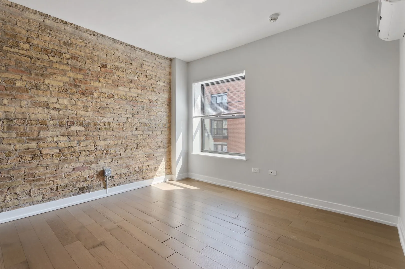 6019 N Winthrop Ave, , 60660, USA 60660-unit#209-Chicago-IL