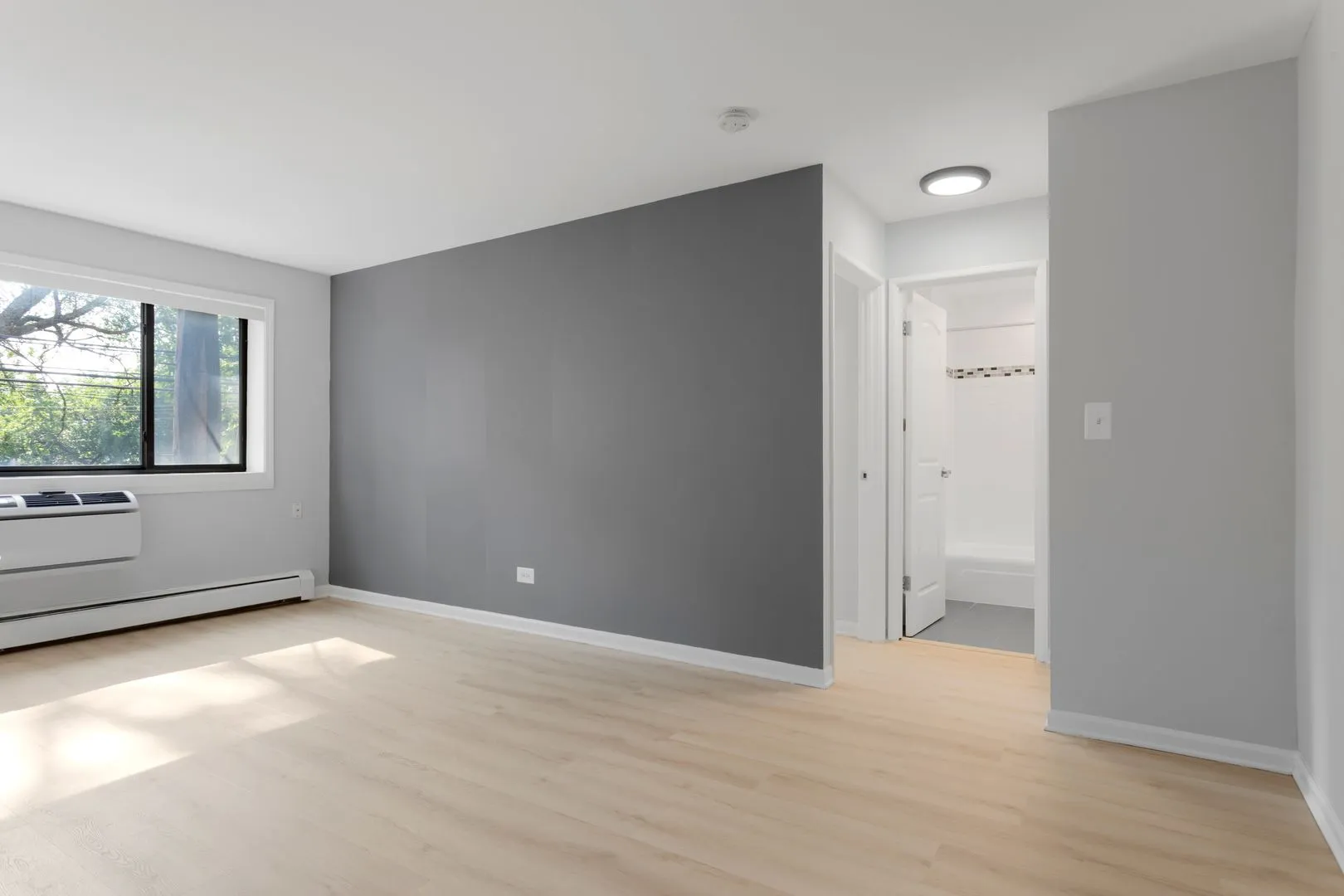 6001 N Kenmore Ave, ,  60660, USA 60660-unit#210-Chicago-IL