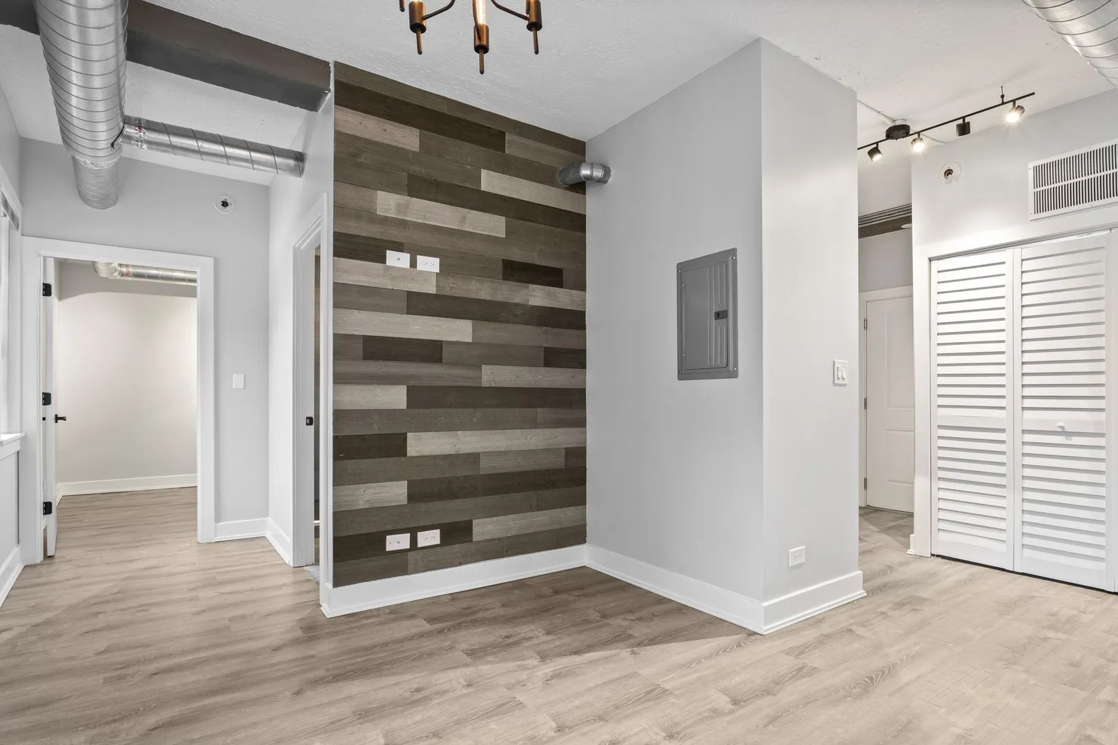 7645 N Sheridan Rd, ,  60626, USA 60626-unit#404-Chicago-IL