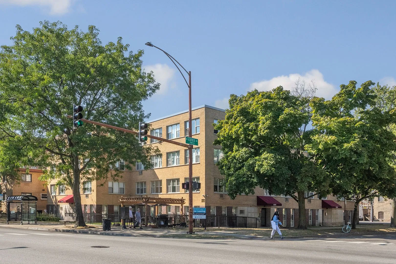 1303 W Estes Ave, ,  60626, USA 60626-unit#2W-Chicago-IL