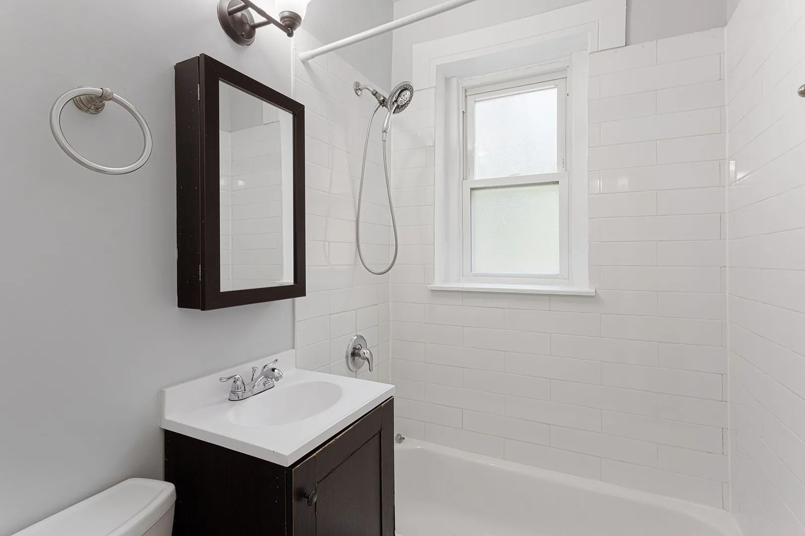 1608 W Sherwin Ave, ,  60626, USA 60626-unit#203-Chicago-IL