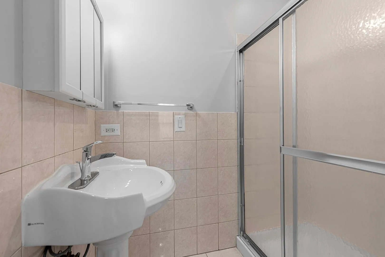 7367 N Ashland Ave, ,  60626, USA 60626-unit#3-Chicago-IL