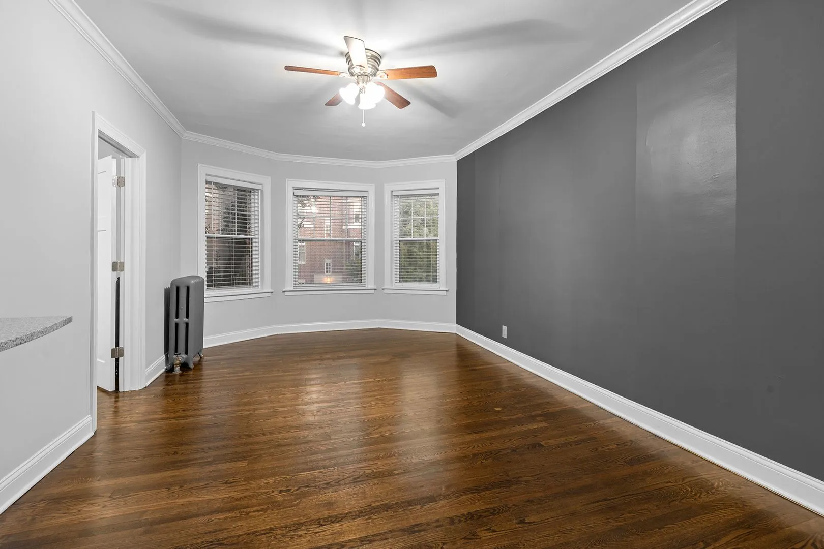 6118 N Winthrop Ave, , 60660, USA 60660-unit#2E-Chicago-IL