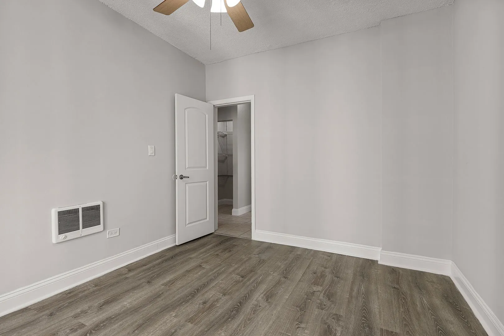4520 N Clarendon Ave, , 60640, USA 60640-unit#906-Chicago-IL