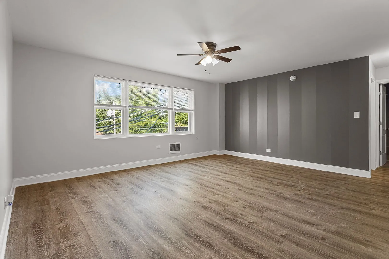 7710 N Sheridan Rd, , 60626, USA 60626-unit#304-Chicago-IL