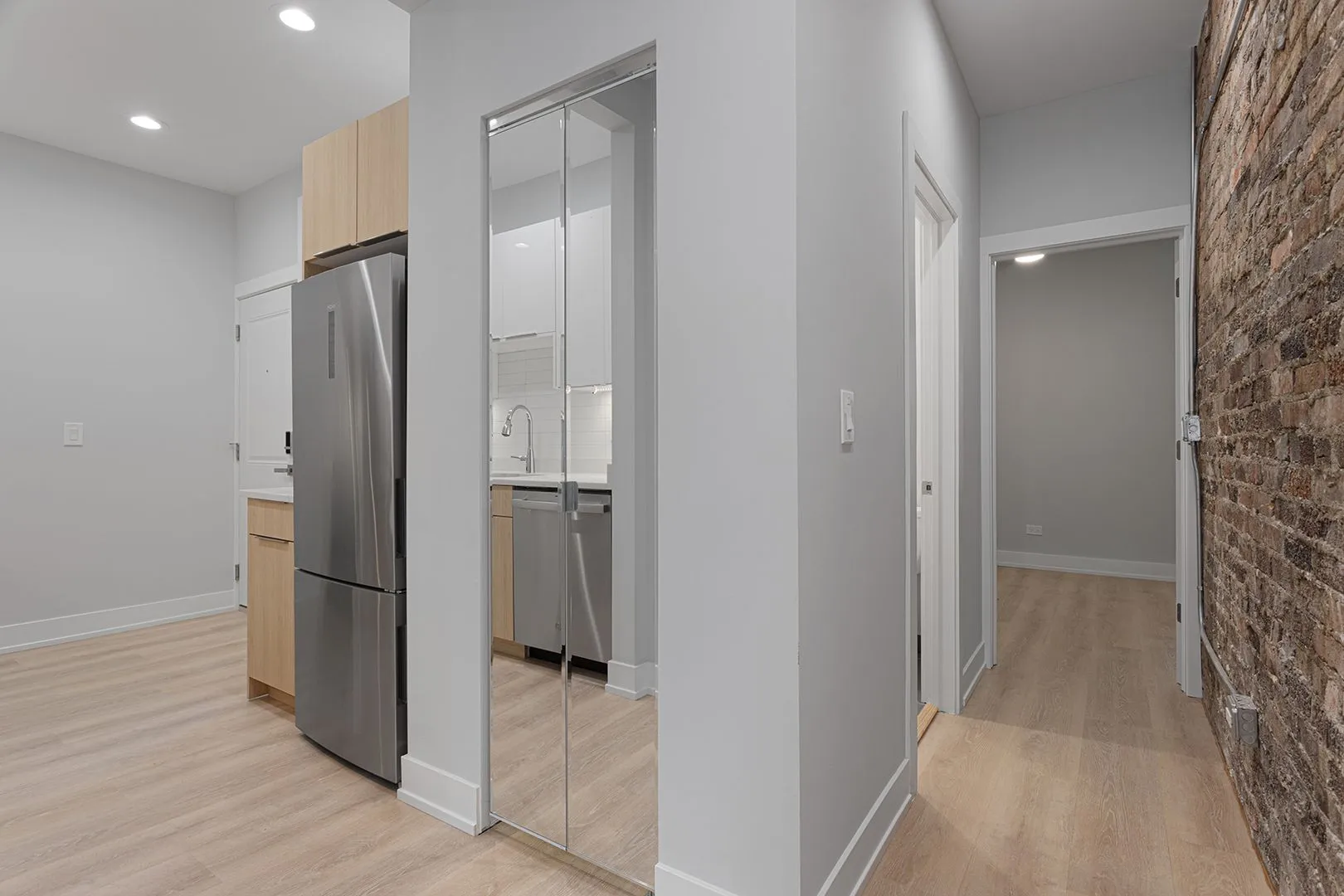 6946 N Wolcott Ave, , 60626, USA 60626-unit#2-Chicago-IL