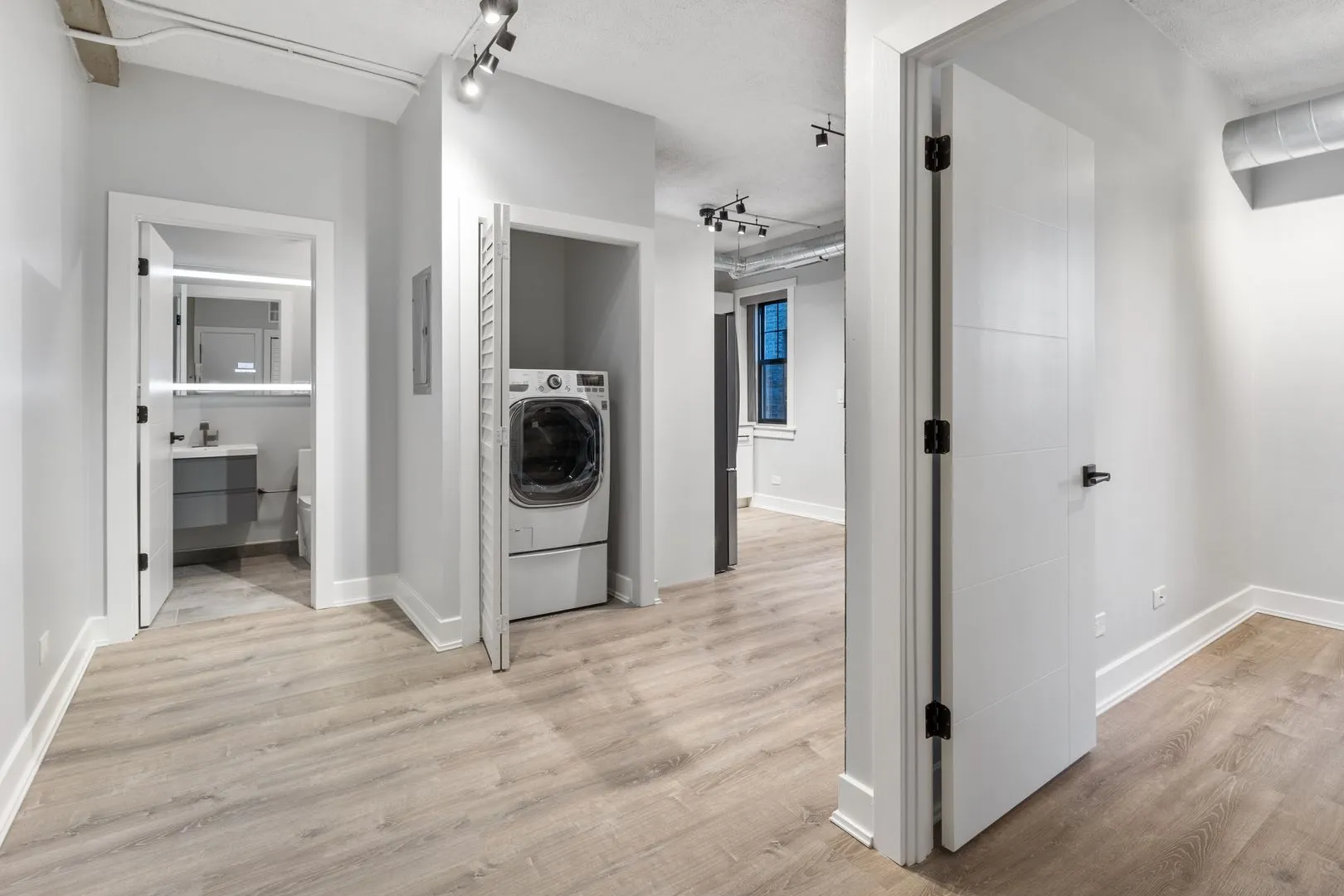 7645 N Sheridan Rd, ,  60626, USA 60626-unit#203-Chicago-IL