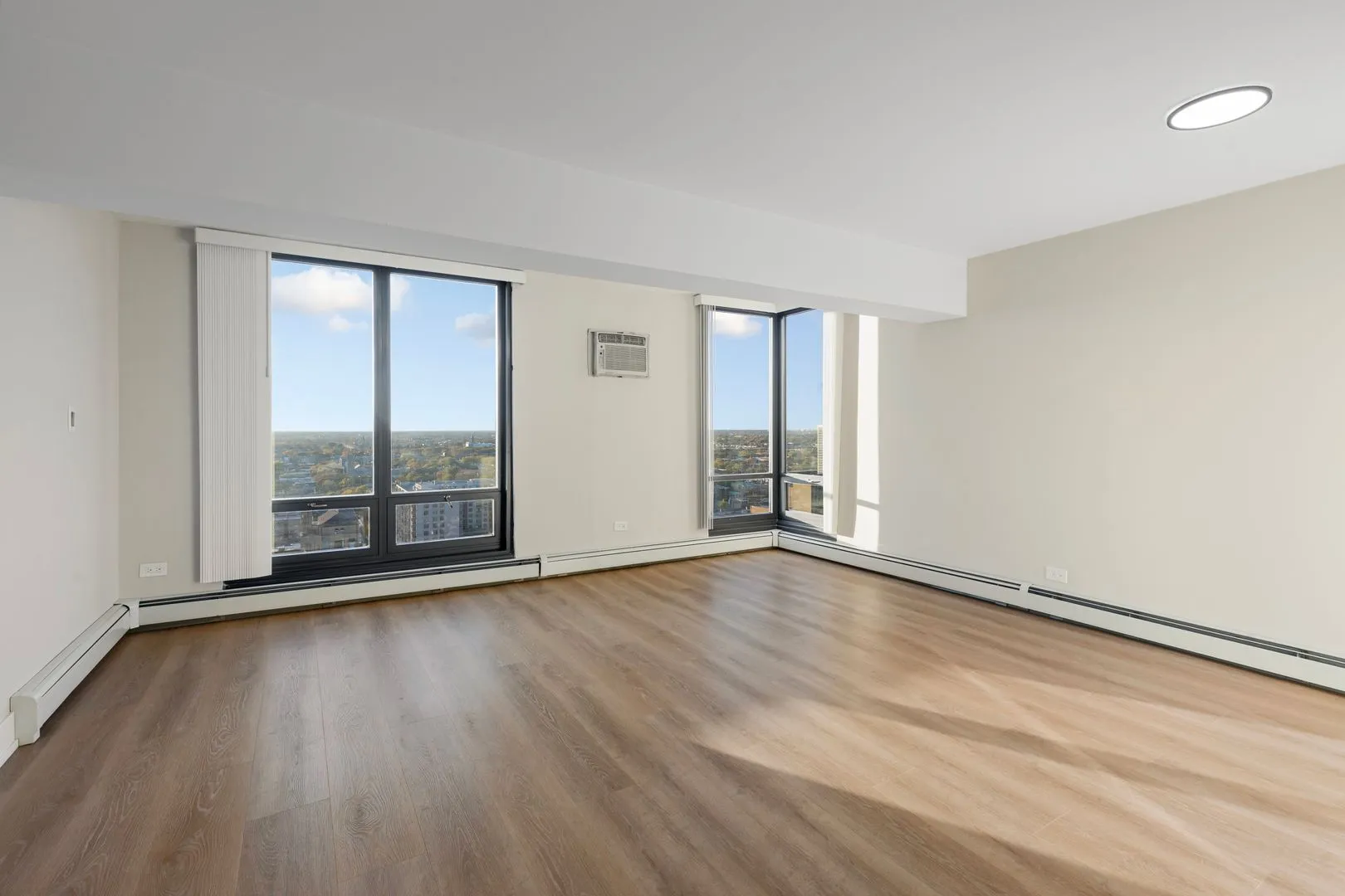 6166 N Sheridan Rd, , 60660, USA 60660-unit#24B-Chicago-IL