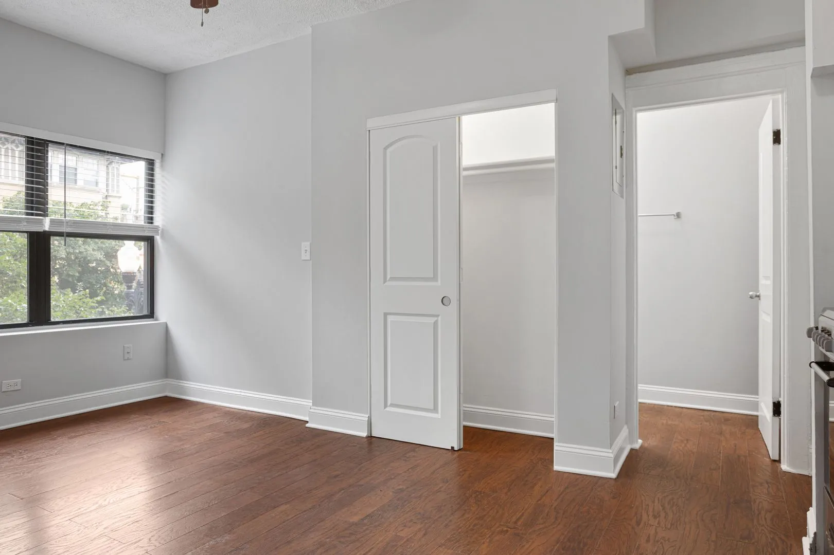 4555 Malden St, ,  60640, USA 60640-unit#207-Chicago-IL