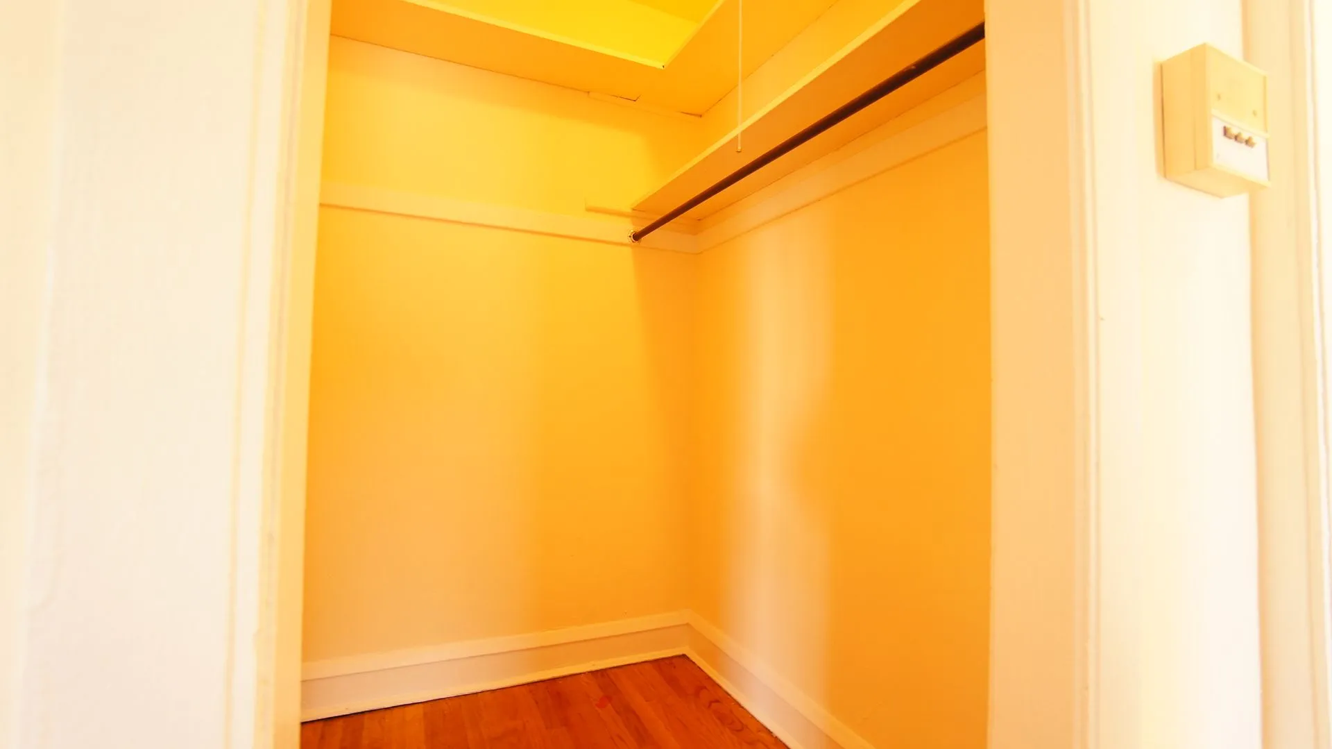 3302 W Schubert Ave, ,  60647, USA 60647-unit#2E-Chicago-IL