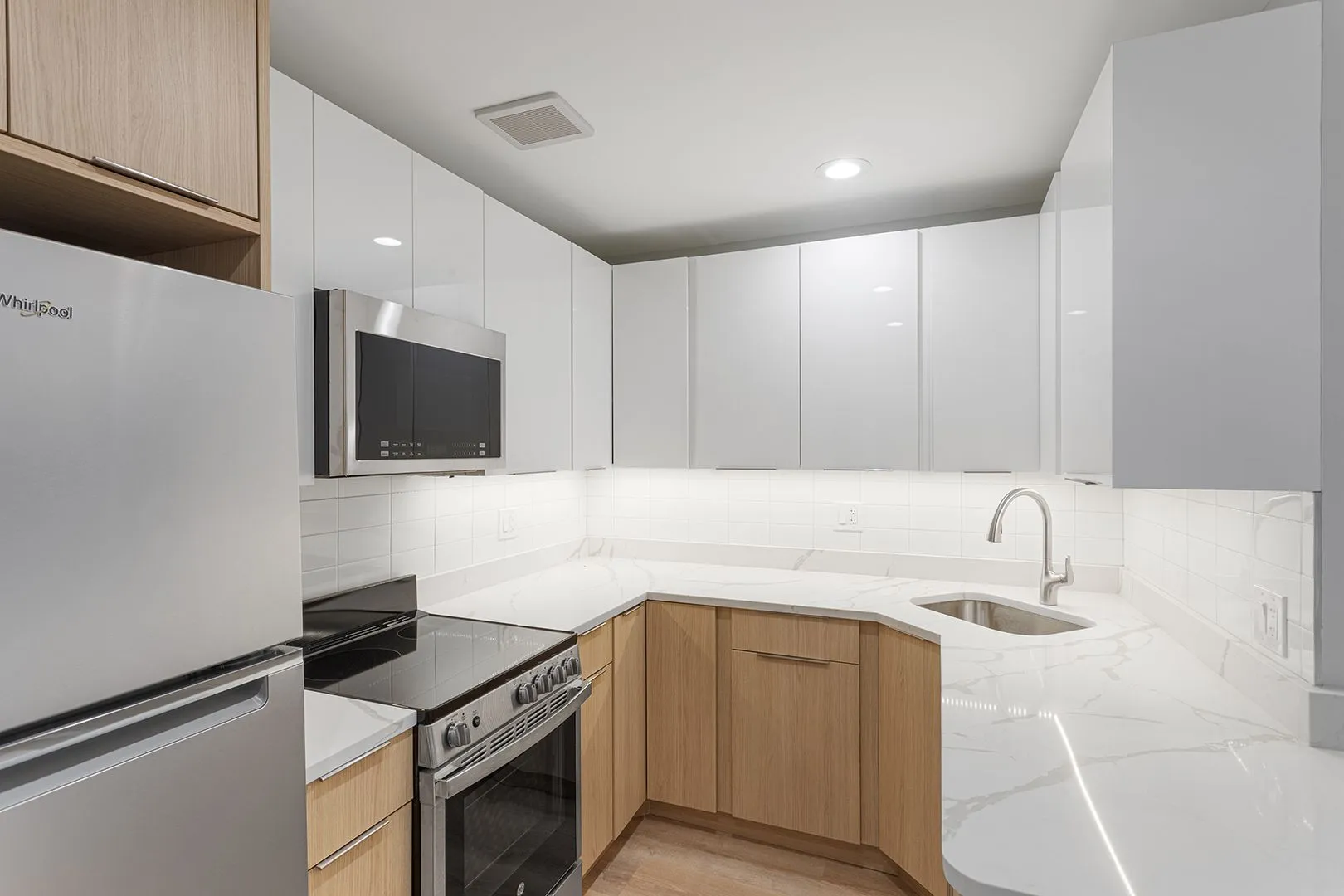 6021 N Winthrop Ave, ,  60660, USA 60660-unit#401-Chicago-IL