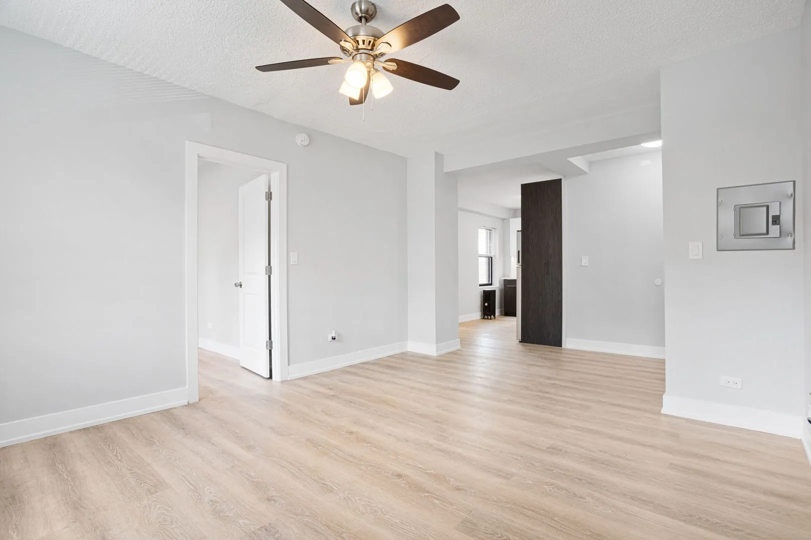 6026 N Winthrop Ave, , 60660, USA 60660-unit#2F-Chicago-IL