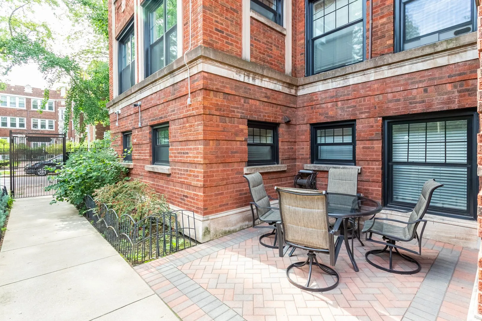 1059 W Glenlake Ave, ,  60660, USA 60660-unit#1W-Chicago-IL