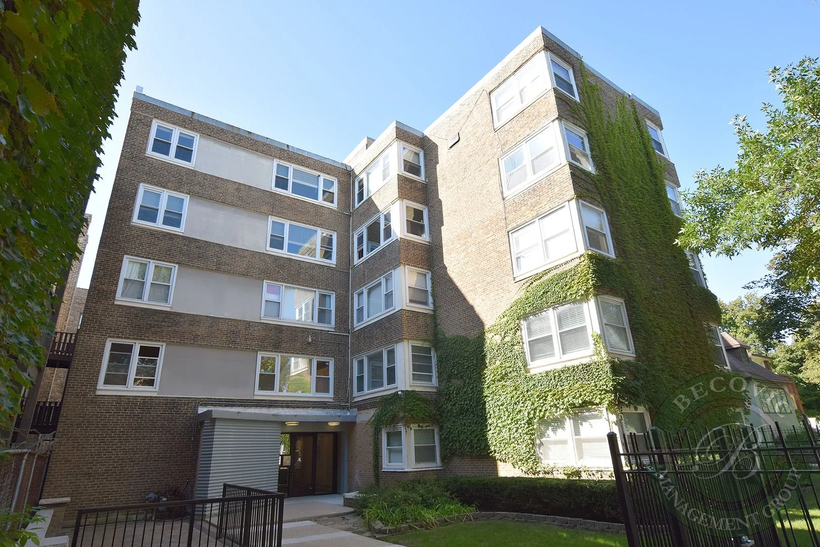 7710 N Sheridan Rd, , 60626, USA 60626-unit#206-Chicago-IL