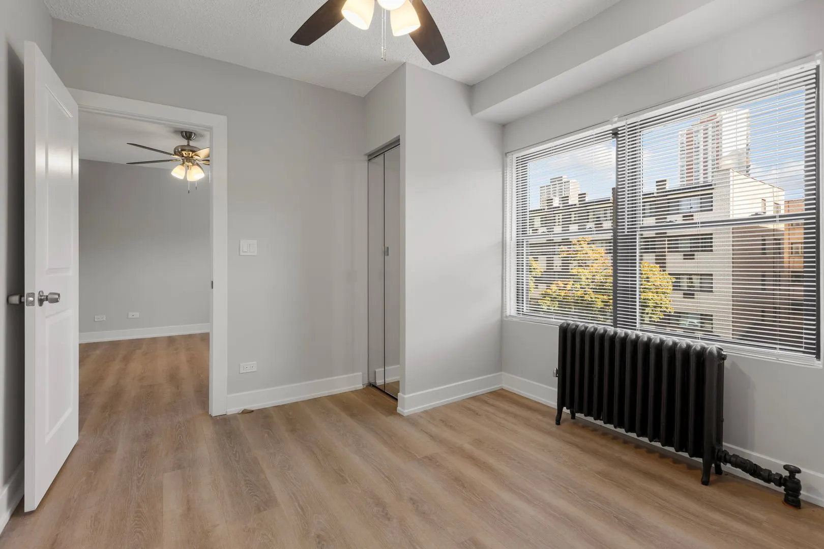 6026 N Winthrop Ave, ,  60660, USA 60660-unit#3F-Chicago-IL