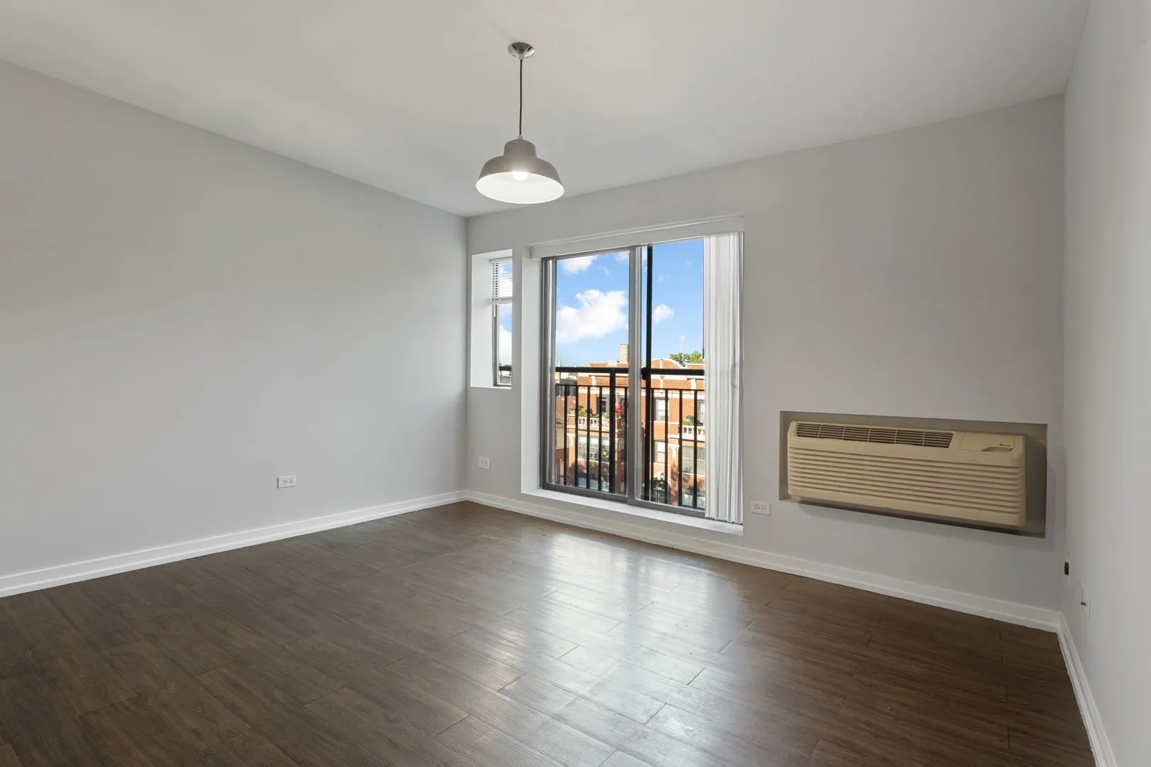 5411 N Winthrop Ave, ,  60640, USA 60640-unit#202-Chicago-IL