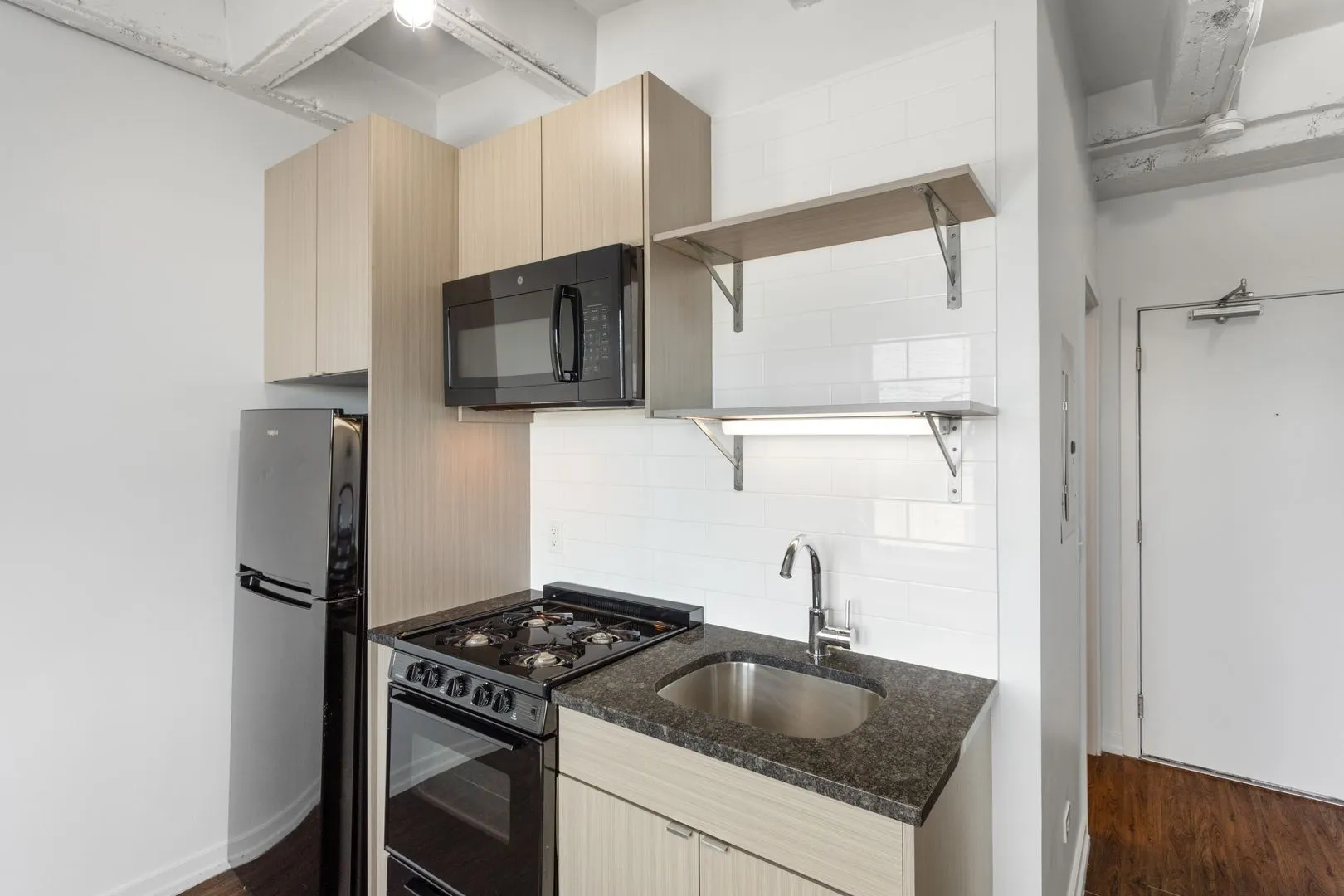 1325 W Wilson Ave, ,  60640, USA 60640-unit#907-Chicago-IL