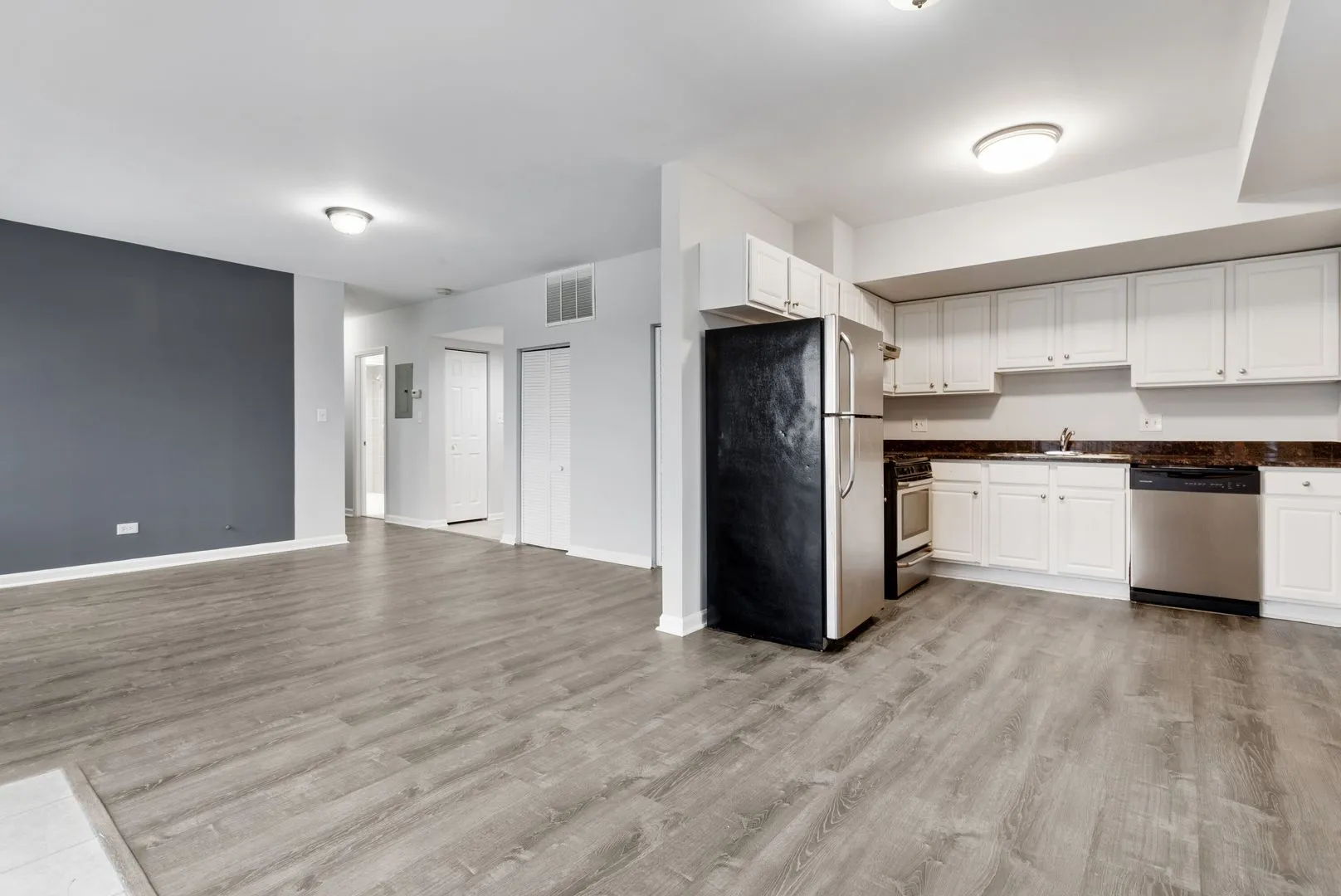 2451 W Howard St, , 60645, USA 60645-unit#511-Chicago-IL
