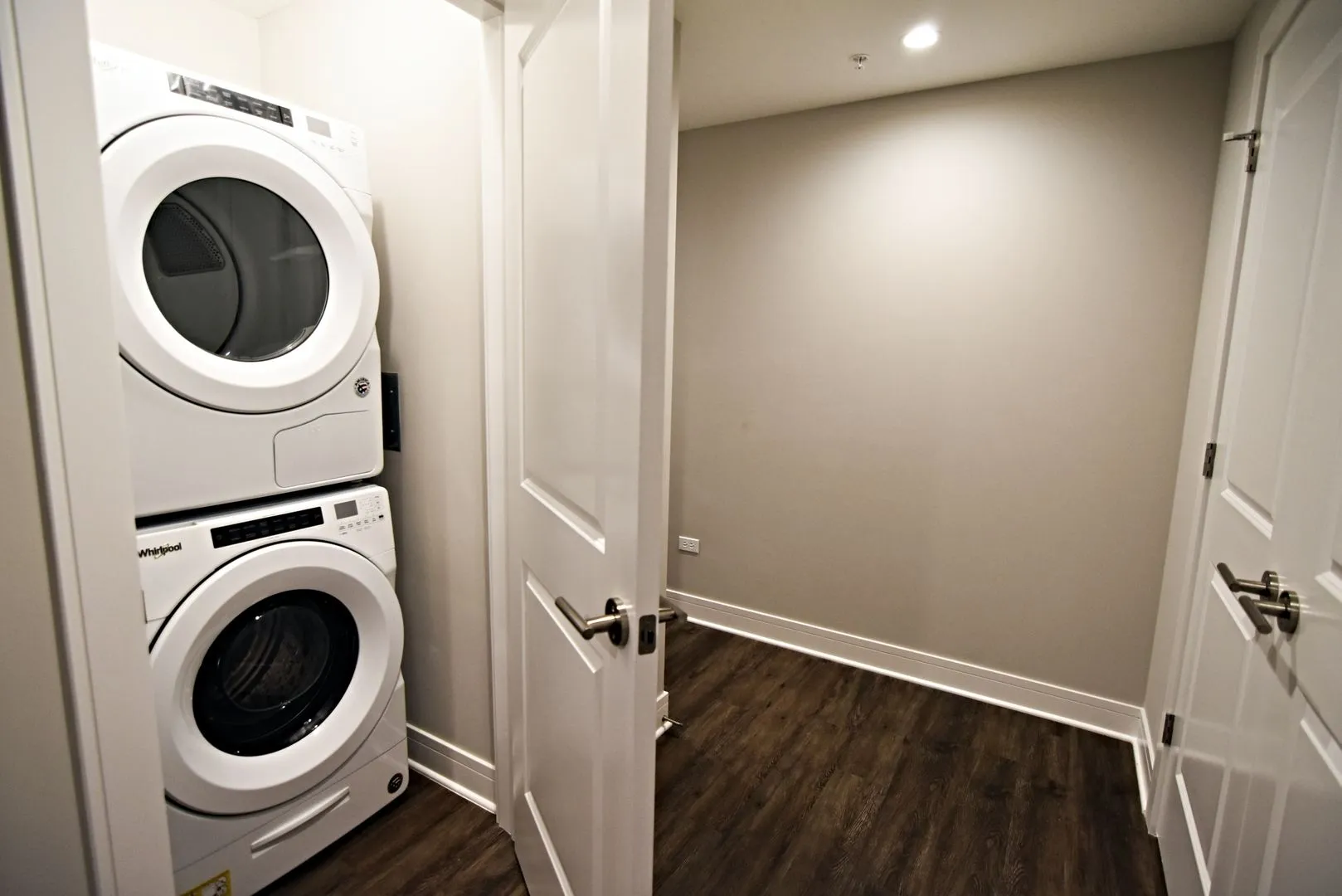 N Broadway, , , USA IL-unit#3833-718-Chicago-IL