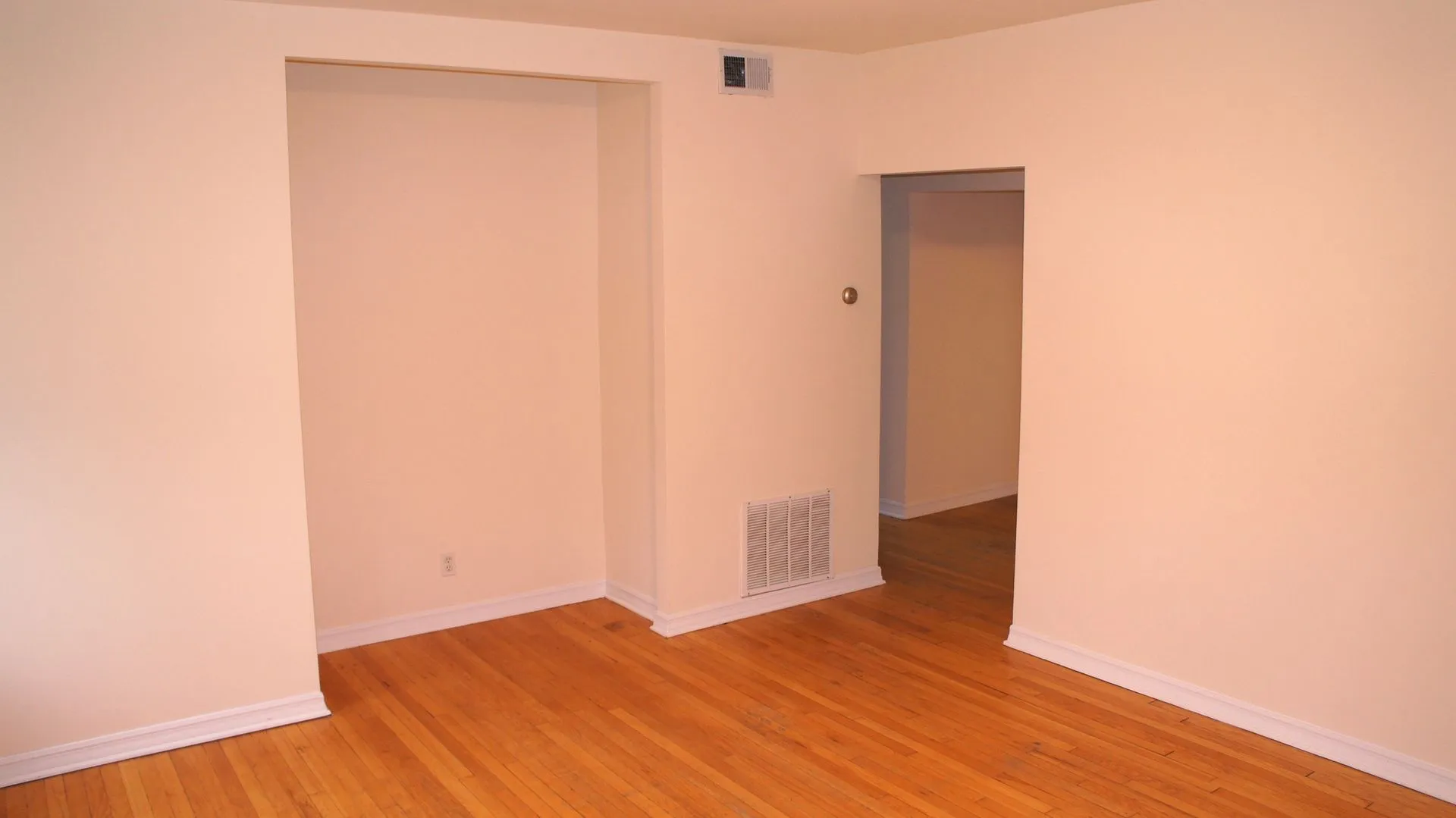 3000 N Whipple St, ,  60618, USA 60618-unit#1-Chicago-IL