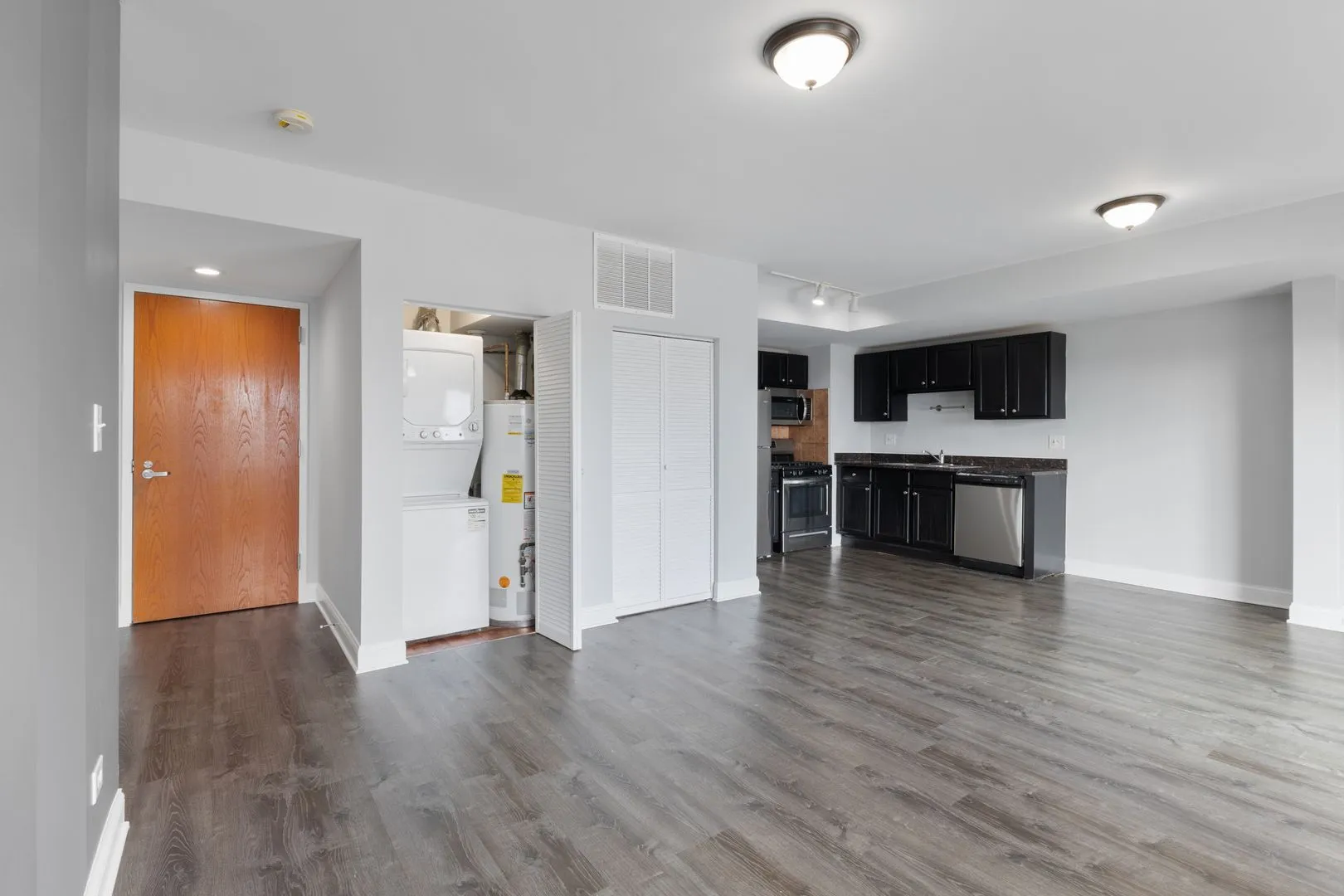 2451 W Howard St, , 60645, USA 60645-unit#510-Chicago-IL