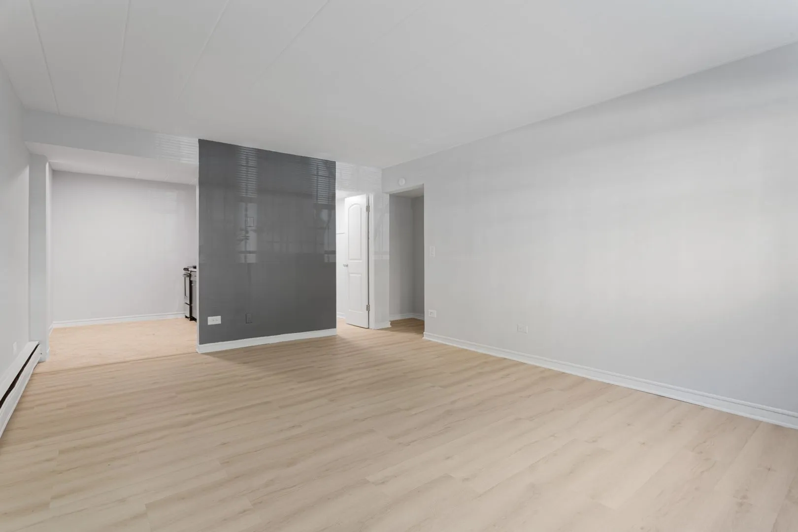 6012 N Kenmore Ave, , 60660, USA 60660-unit#1C-Chicago-IL