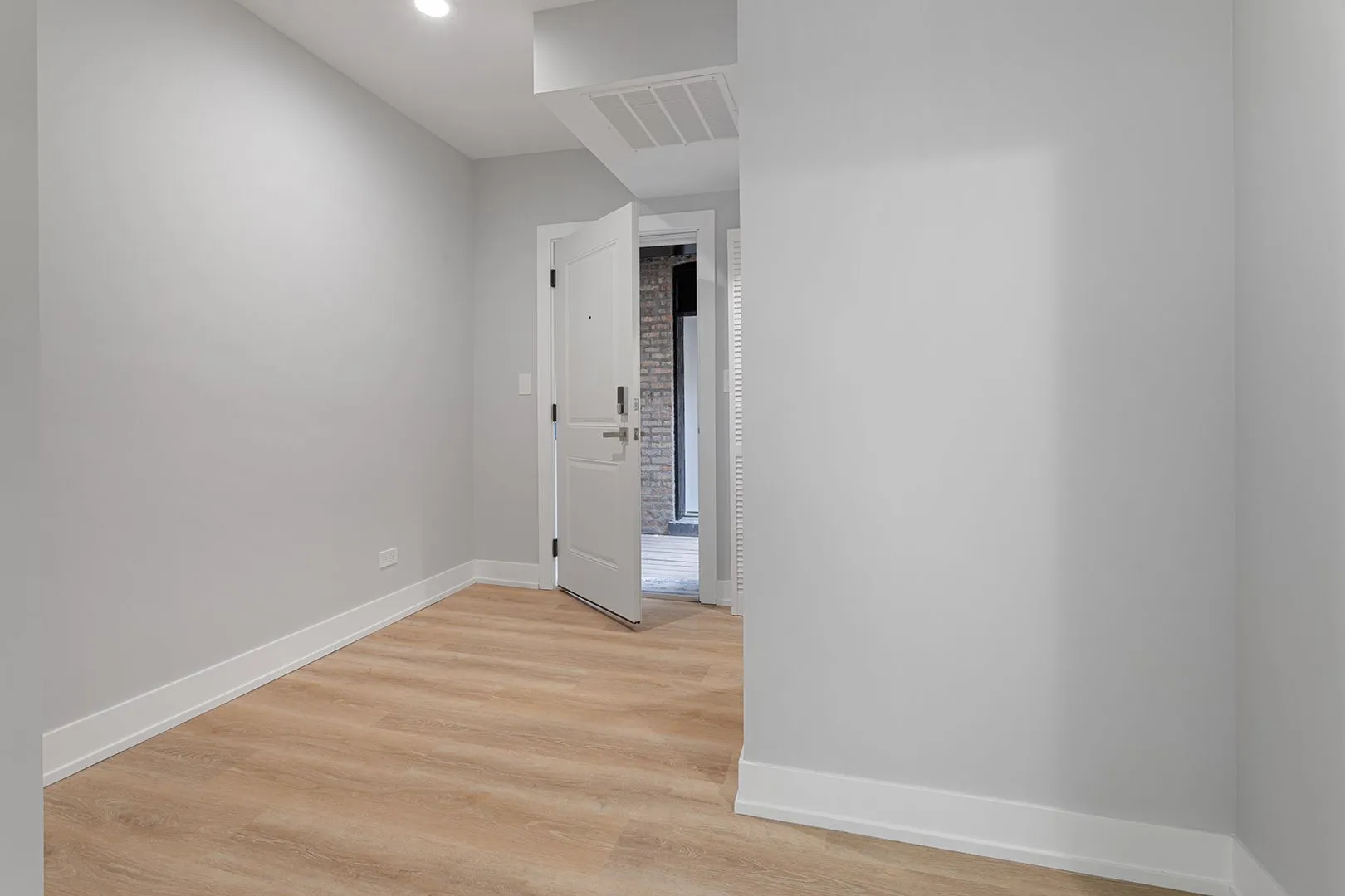 1558 W Juneway Terrace, ,  60626, USA 60626-unit#2N-Chicago-IL