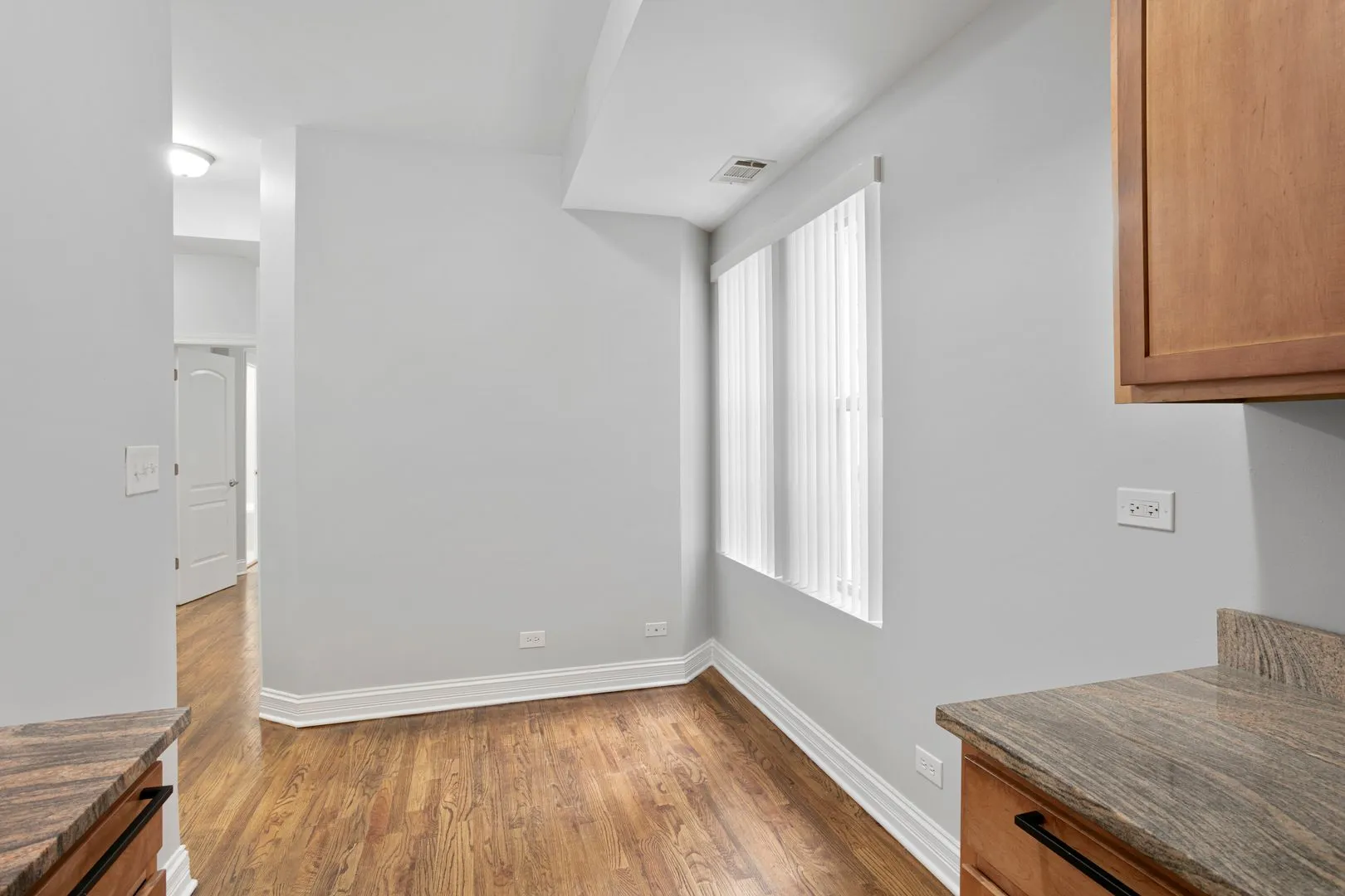 2005 W Jarvis Ave, ,  60645, USA 60645-unit#1-Chicago-IL