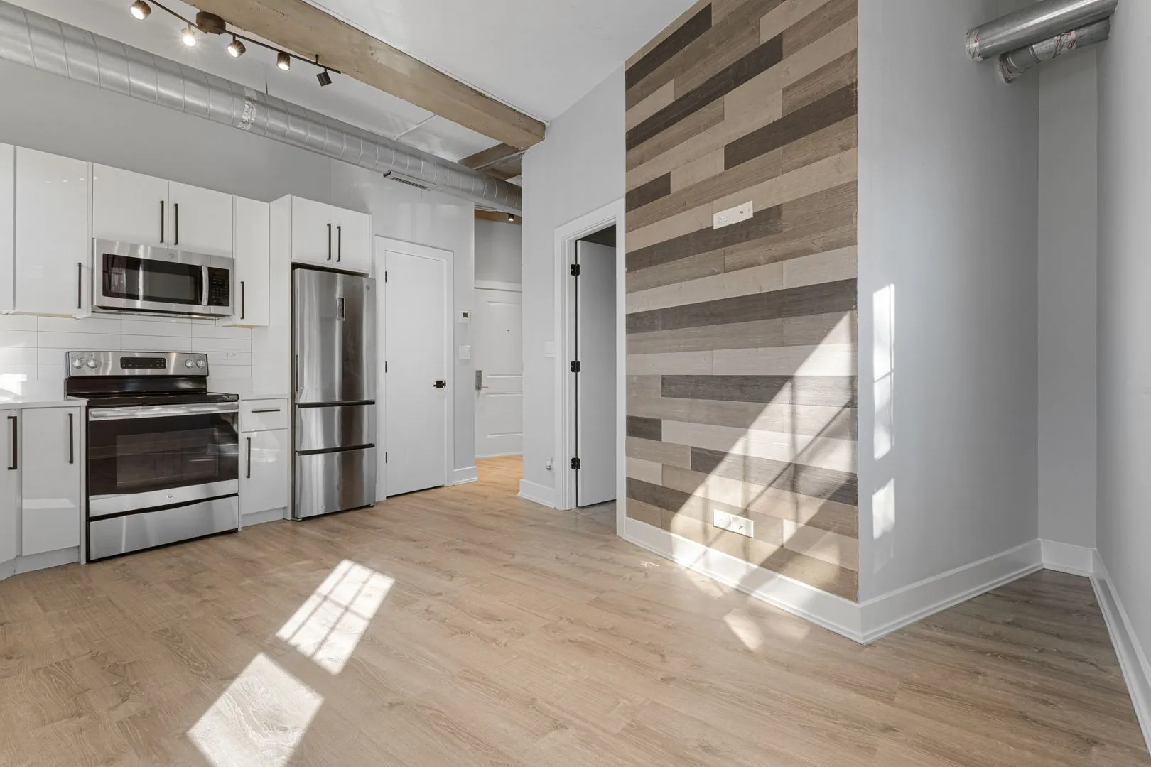 7645 N Sheridan Rd, ,  60626, USA 60626-unit#112-Chicago-IL