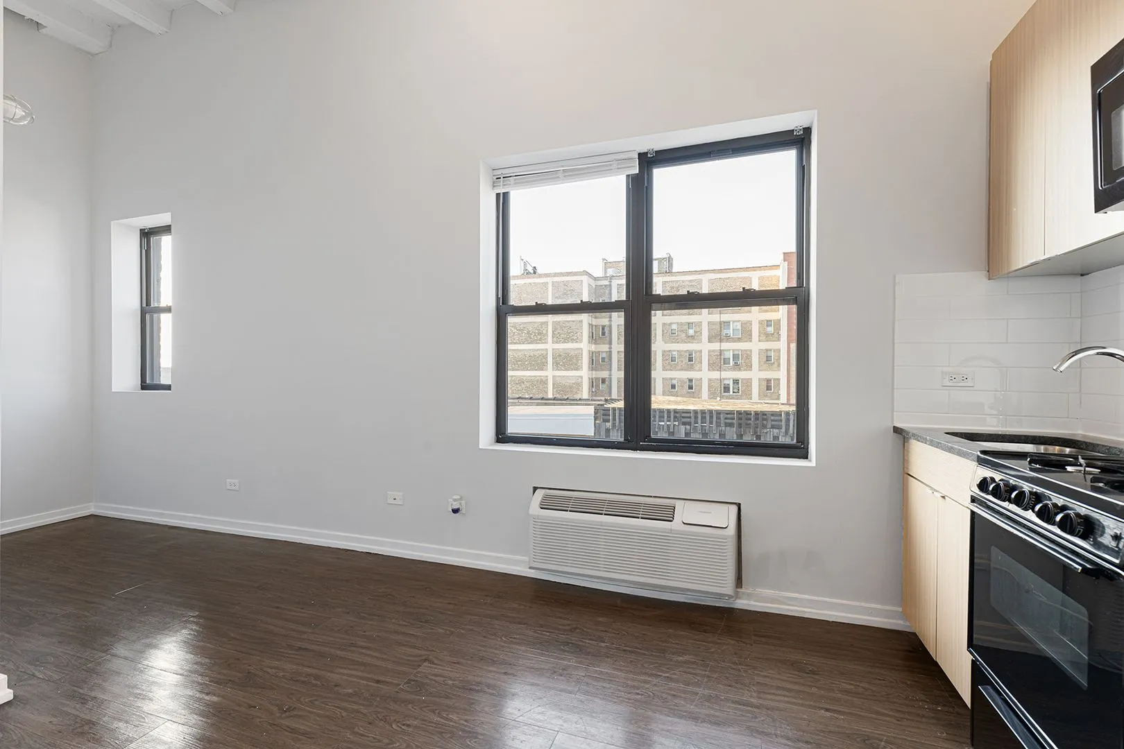 5718 N Winthrop Ave, ,  60660, USA 60660-unit#707-Chicago-IL