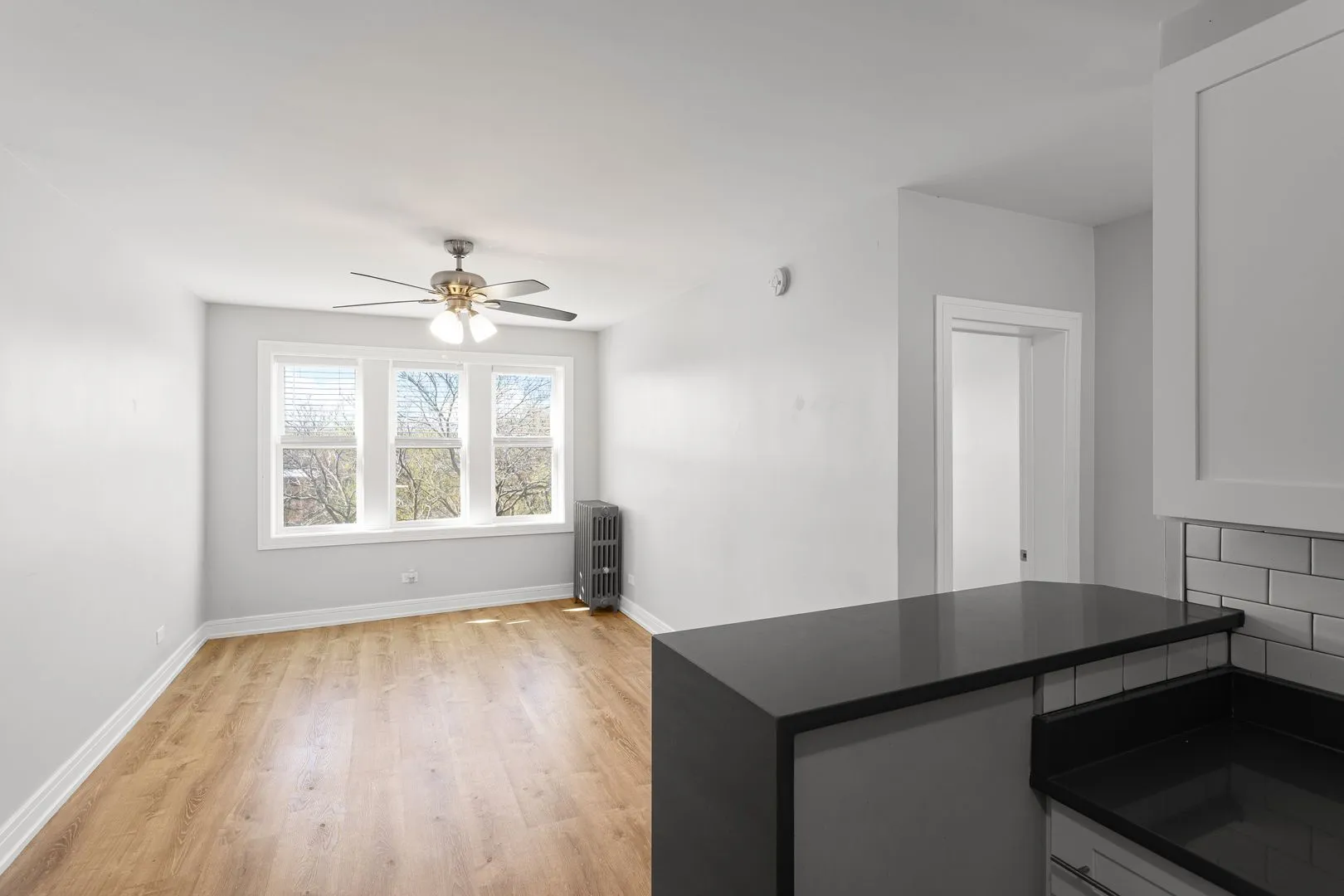 1521 W Sherwin Ave, ,  60626, USA 60626-unit#607-Chicago-IL