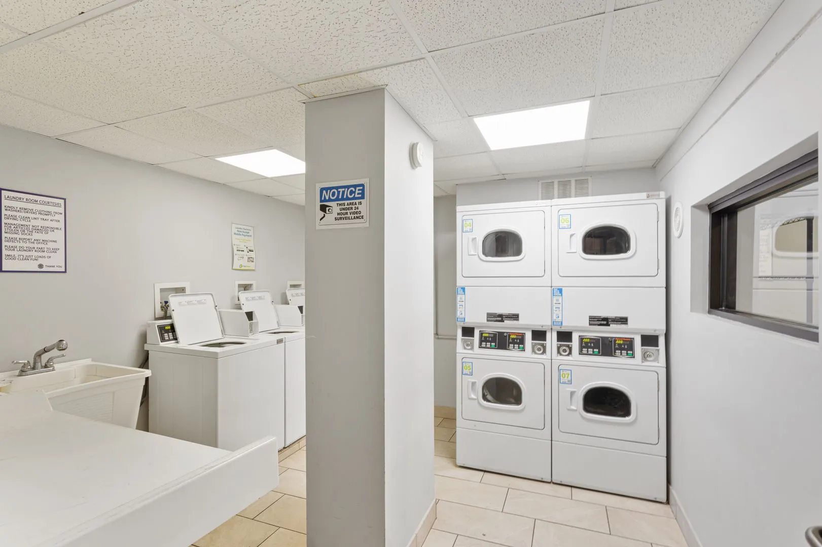 6826 N Ridge Blvd, ,  60645, USA 60645-unit#106-Chicago-IL