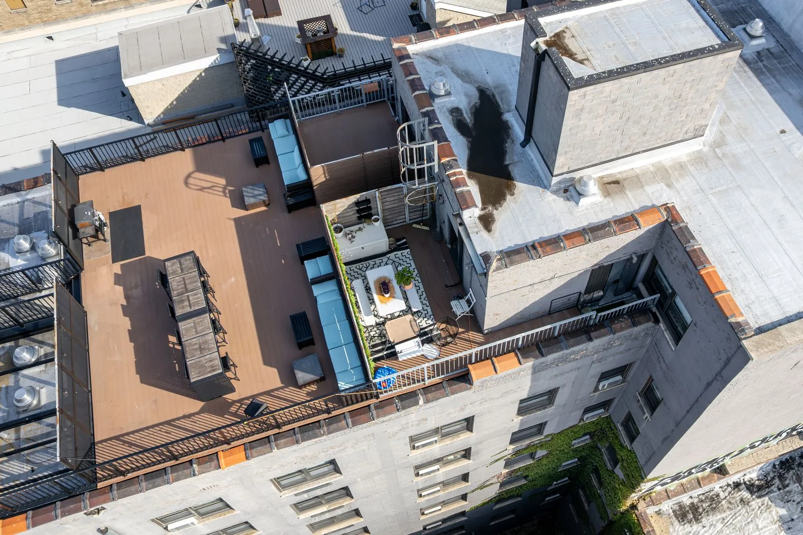 5718 N Winthrop Ave, , 60660, USA 60660-unit#303-Chicago-IL