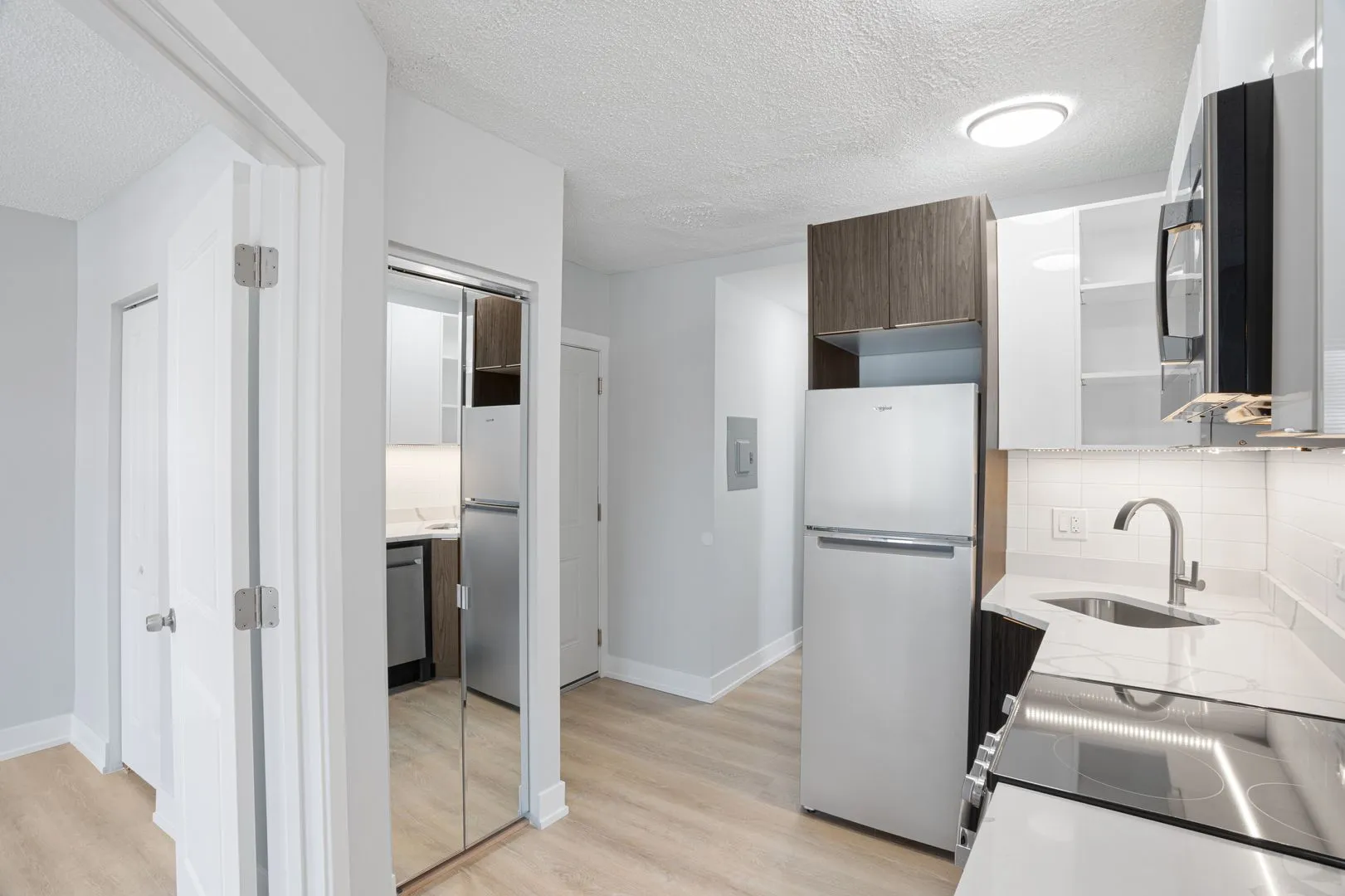 6026 N Winthrop Ave, ,  60660, USA 60660-unit#6E-Chicago-IL
