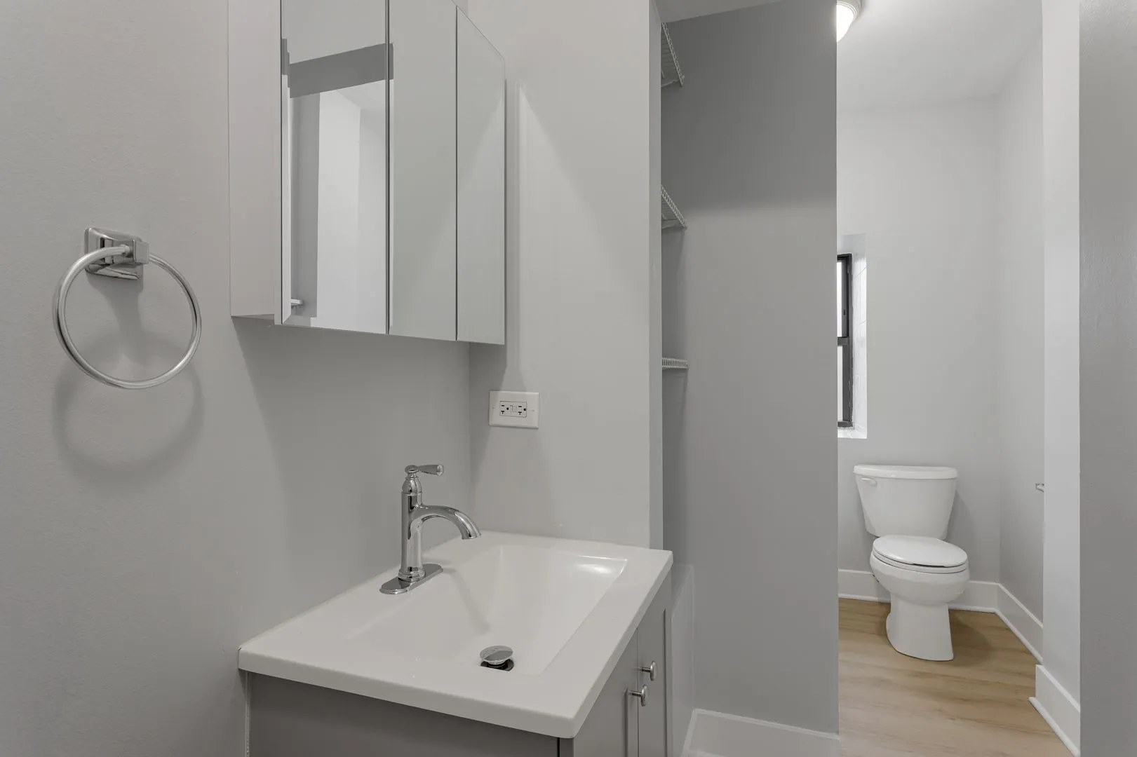 4555 Malden St, ,  60640, USA 60640-unit#211-Chicago-IL