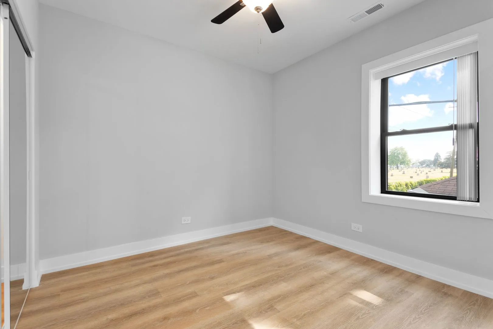 1552 W Juneway Terrace, ,  60626, USA 60626-unit#1F-Chicago-IL