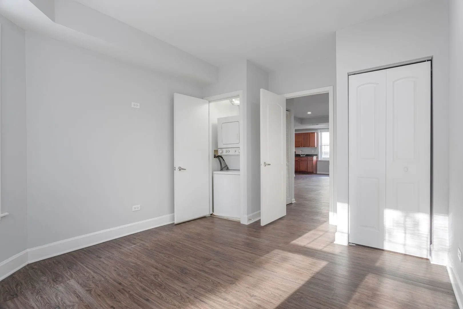 7726 N Ashland Ave, ,  60626, USA 60626-unit#E2-Chicago-IL