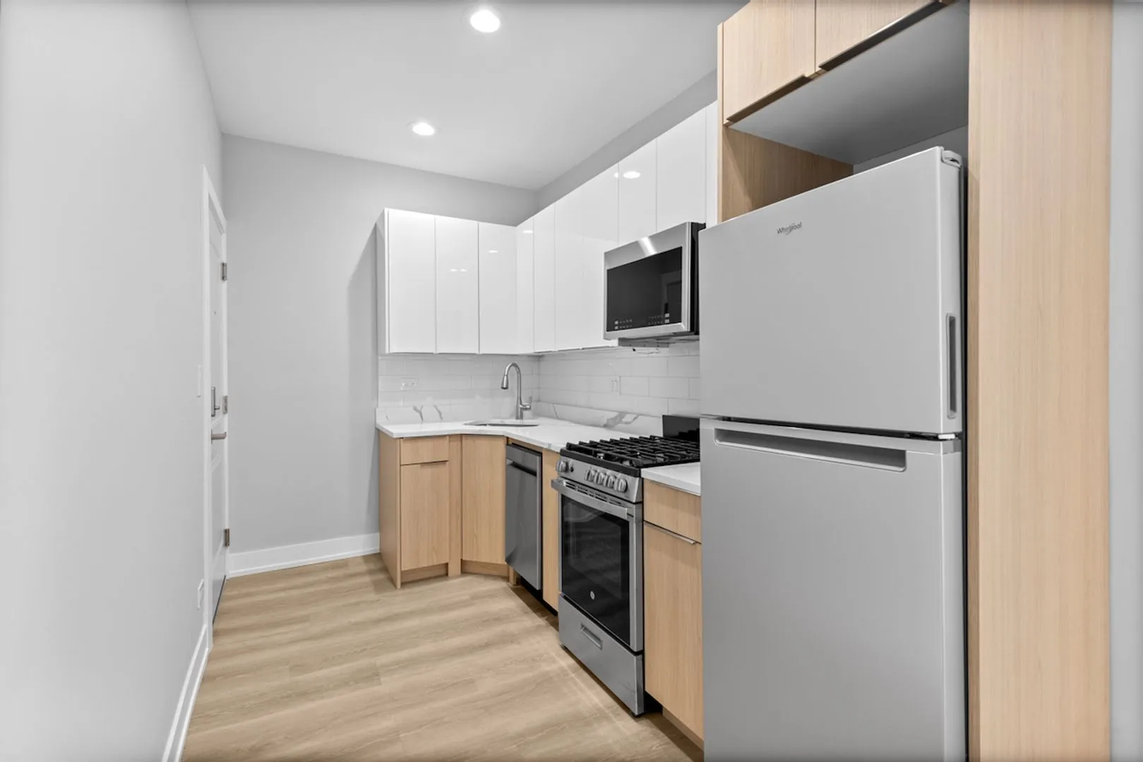 1649 W Jonquil Terrace, , 60626, USA 60626-unit#3-Chicago-IL